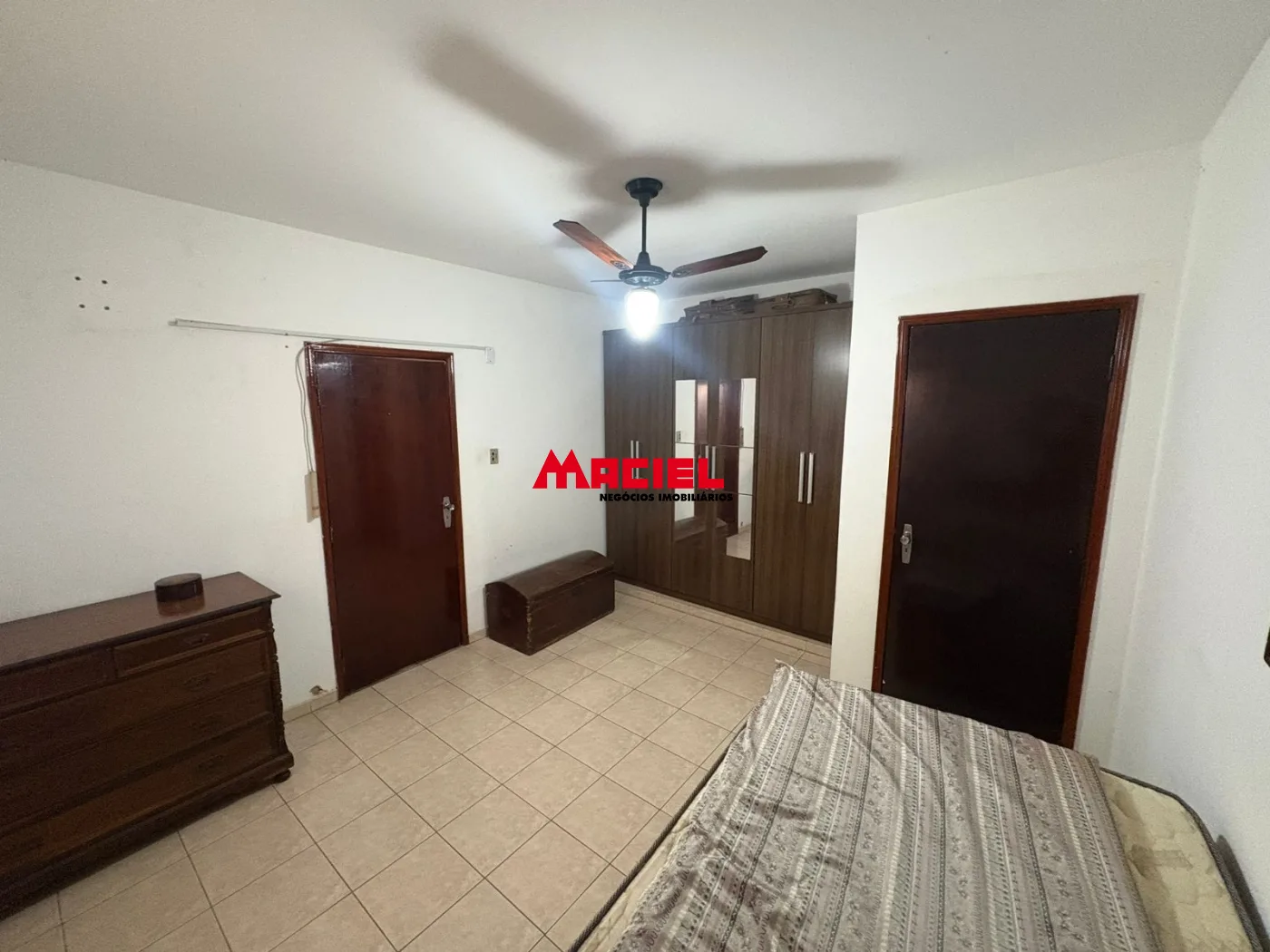 Comprar Casa / Padr&atilde;o em S&atilde;o Jos&eacute; dos Campos R$ 1.070.000,00 - Foto 2