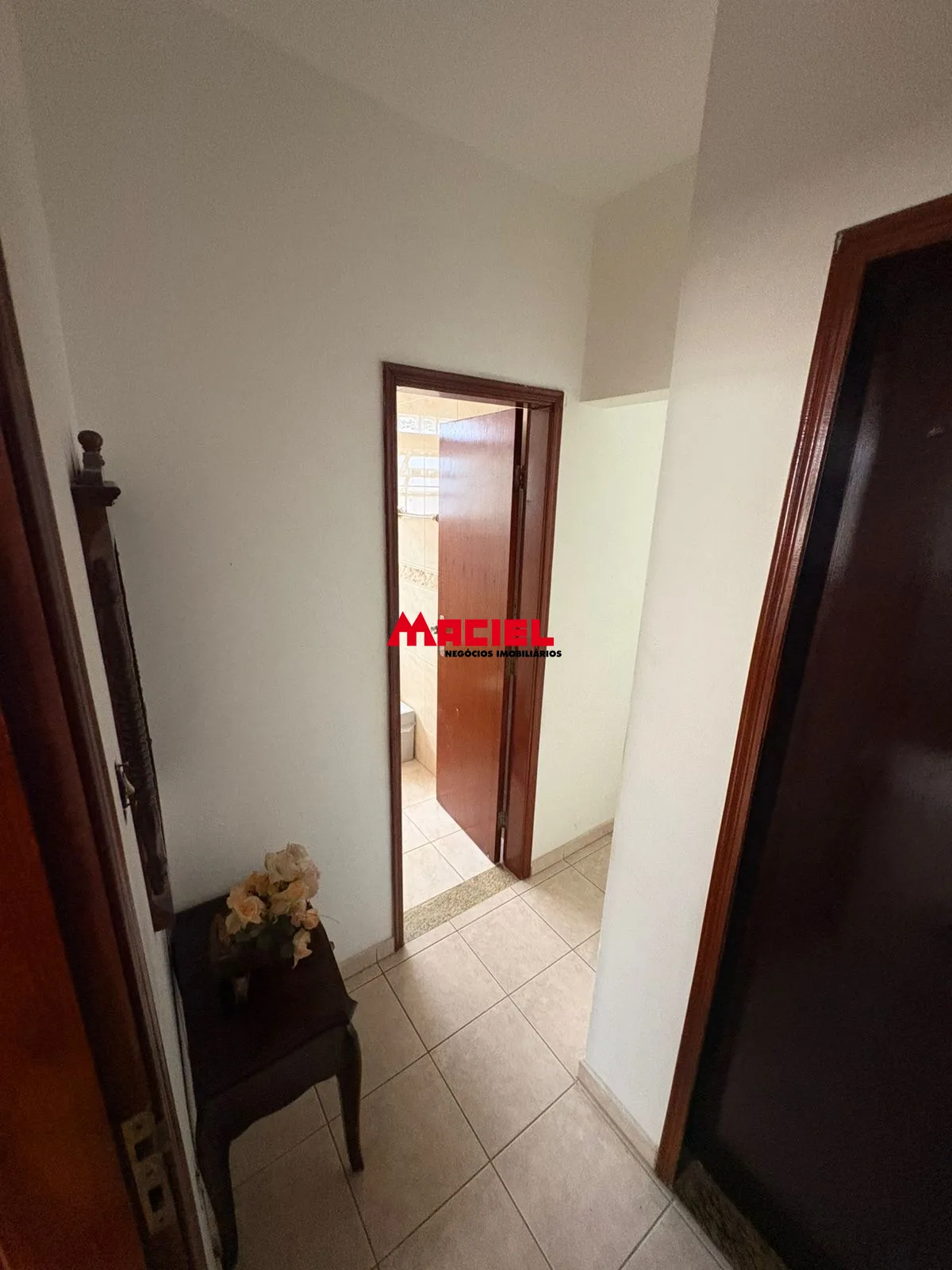 Comprar Casa / Padr&atilde;o em S&atilde;o Jos&eacute; dos Campos R$ 1.070.000,00 - Foto 10