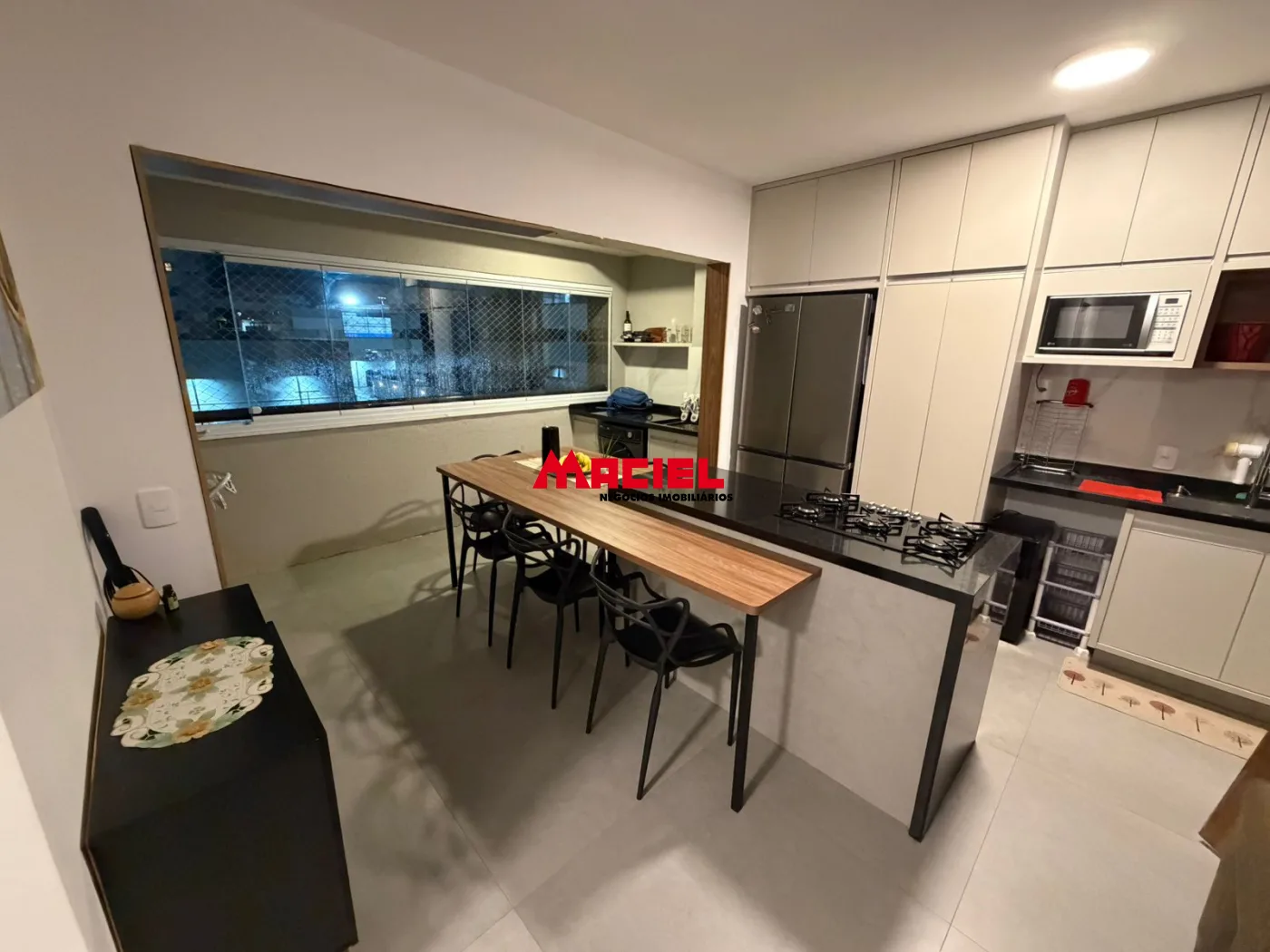 Comprar Apartamento / Padr&atilde;o em S&atilde;o Jos&eacute; dos Campos R$ 800.000,00 - Foto 4
