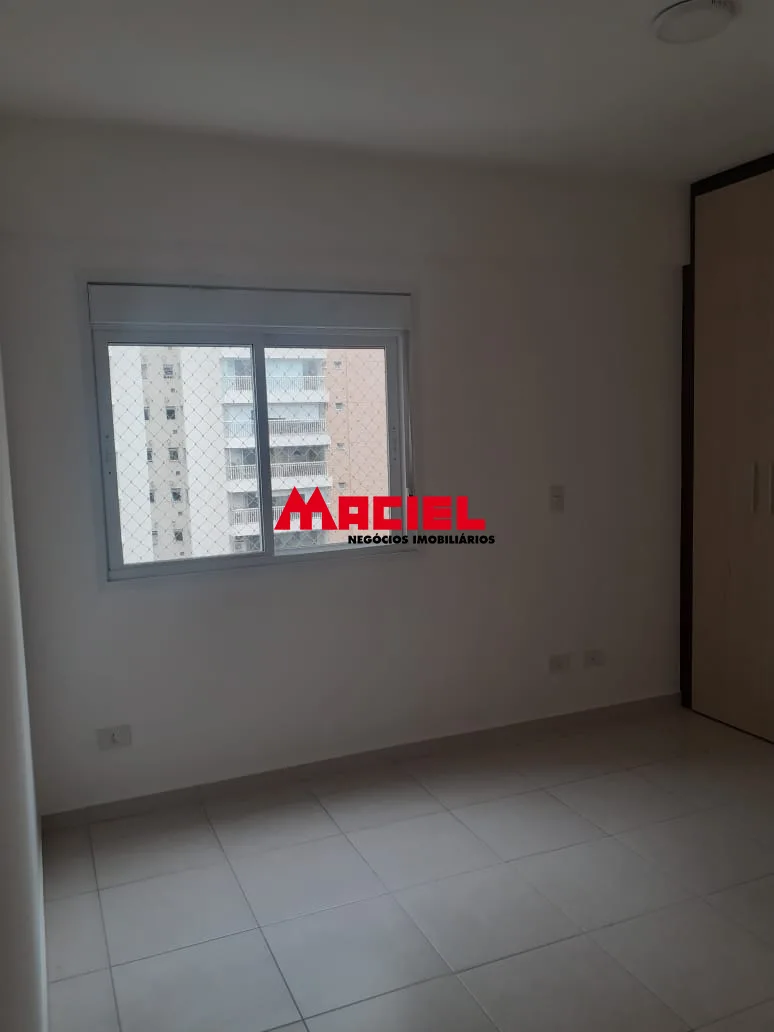 Alugar Apartamento / Padr&atilde;o em S&atilde;o Jos&eacute; dos Campos R$ 4.100,00 - Foto 2