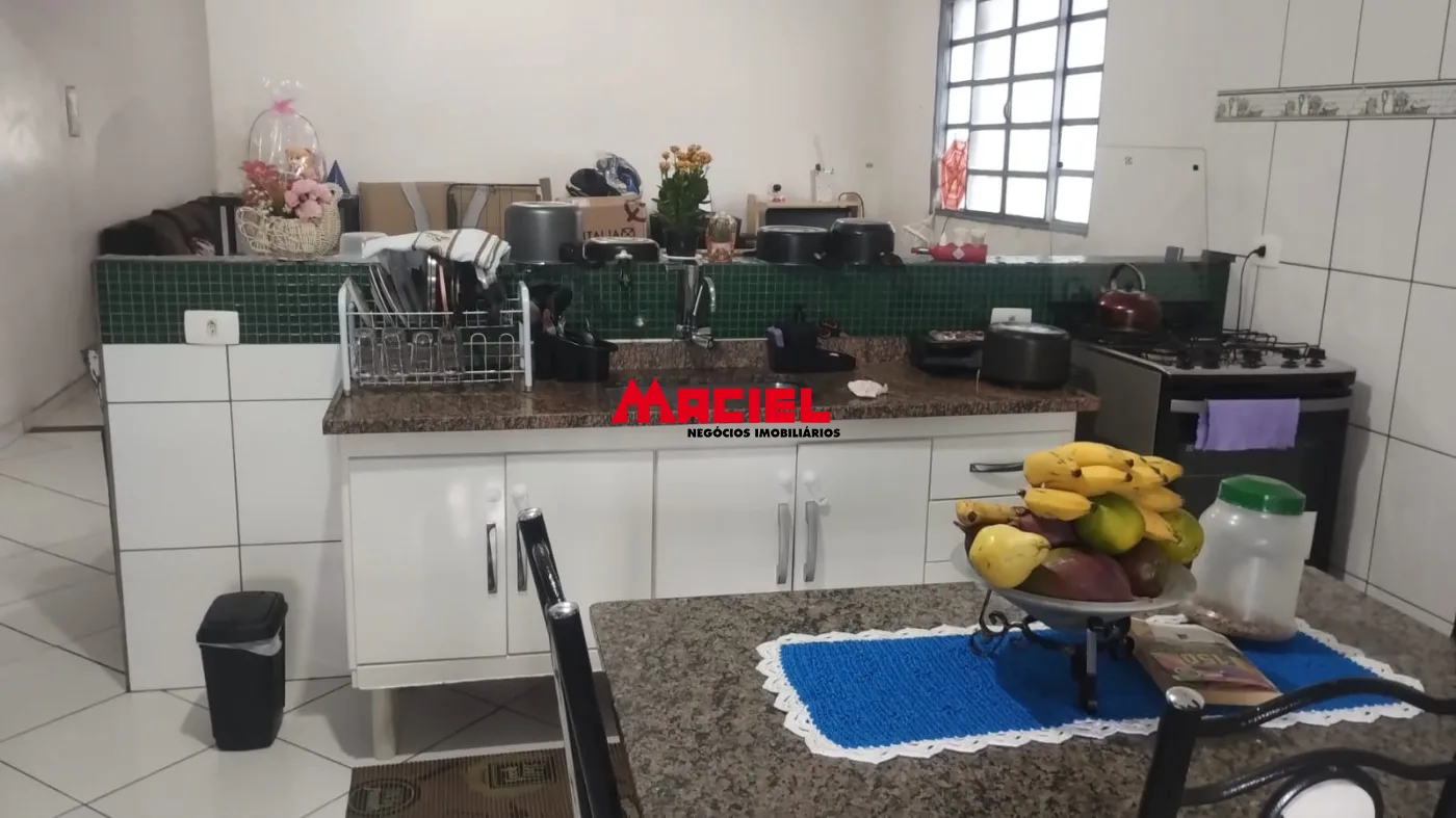 Comprar Casa / Sobrado em S&atilde;o Jos&eacute; dos Campos R$ 450.000,00 - Foto 6