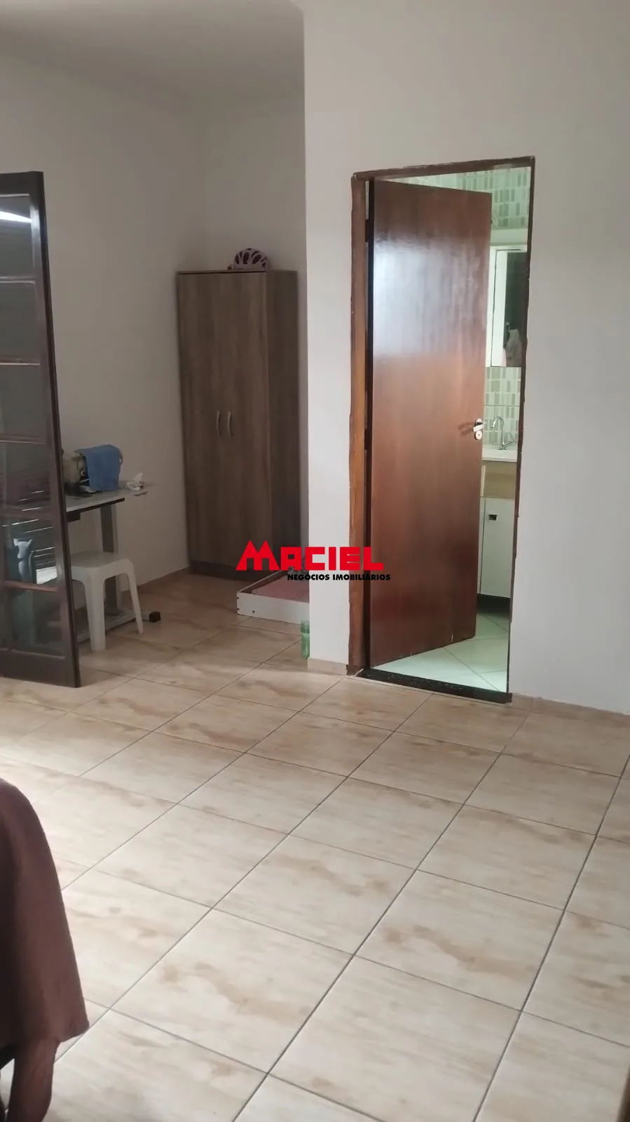 Comprar Casa / Sobrado em S&atilde;o Jos&eacute; dos Campos R$ 450.000,00 - Foto 4