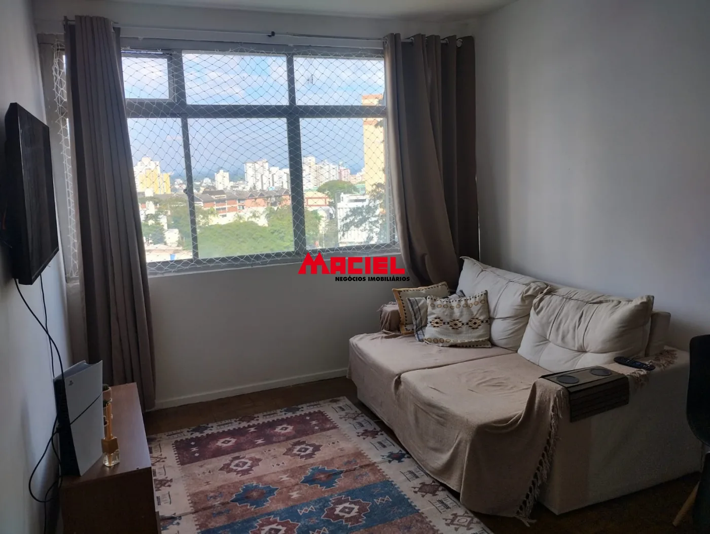 Comprar Apartamento / Padr&atilde;o em S&atilde;o Jos&eacute; dos Campos R$ 309.000,00 - Foto 2