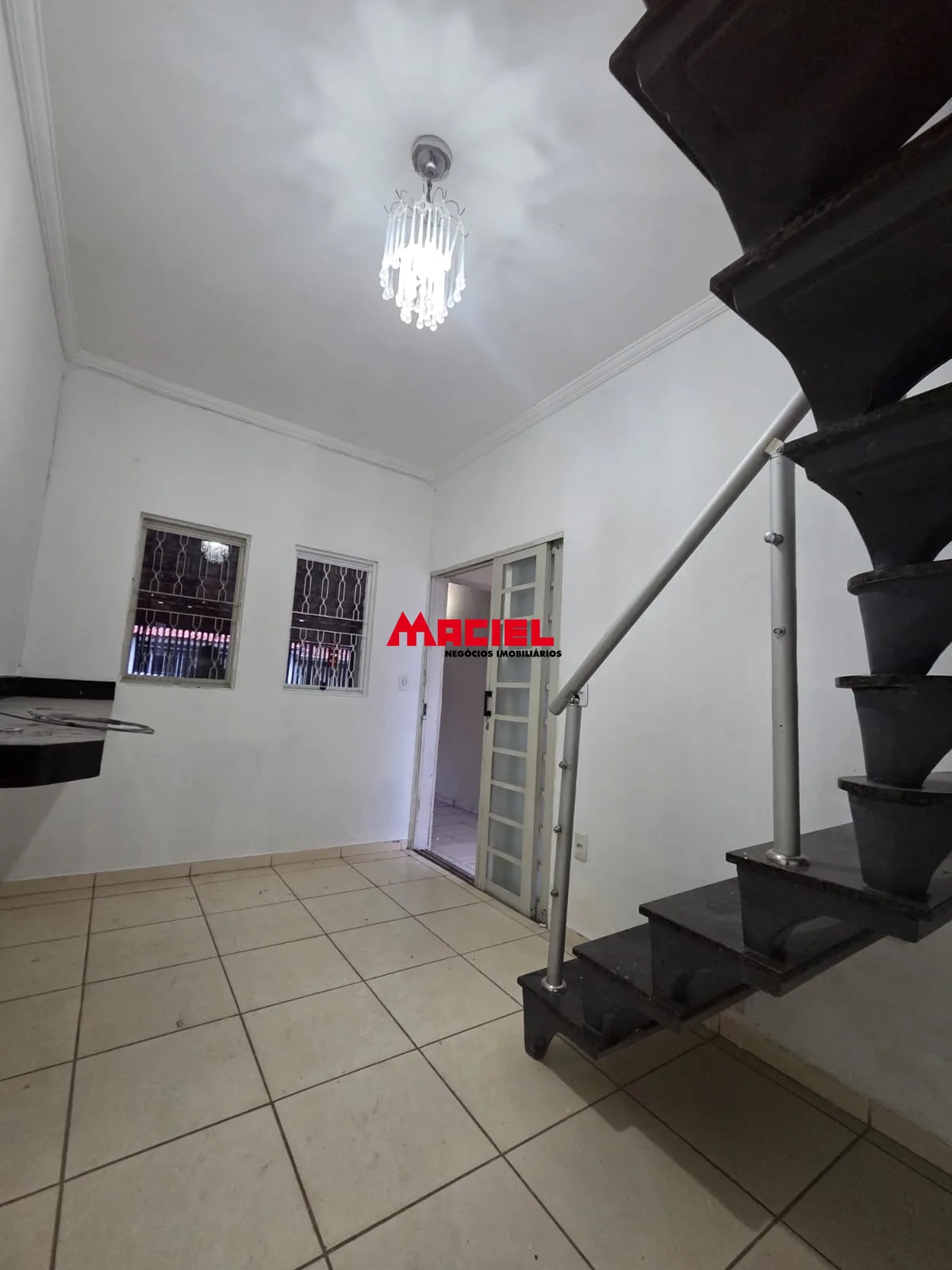 Alugar Casa / Padr&atilde;o em S&atilde;o Jos&eacute; dos Campos R$ 2.500,00 - Foto 4