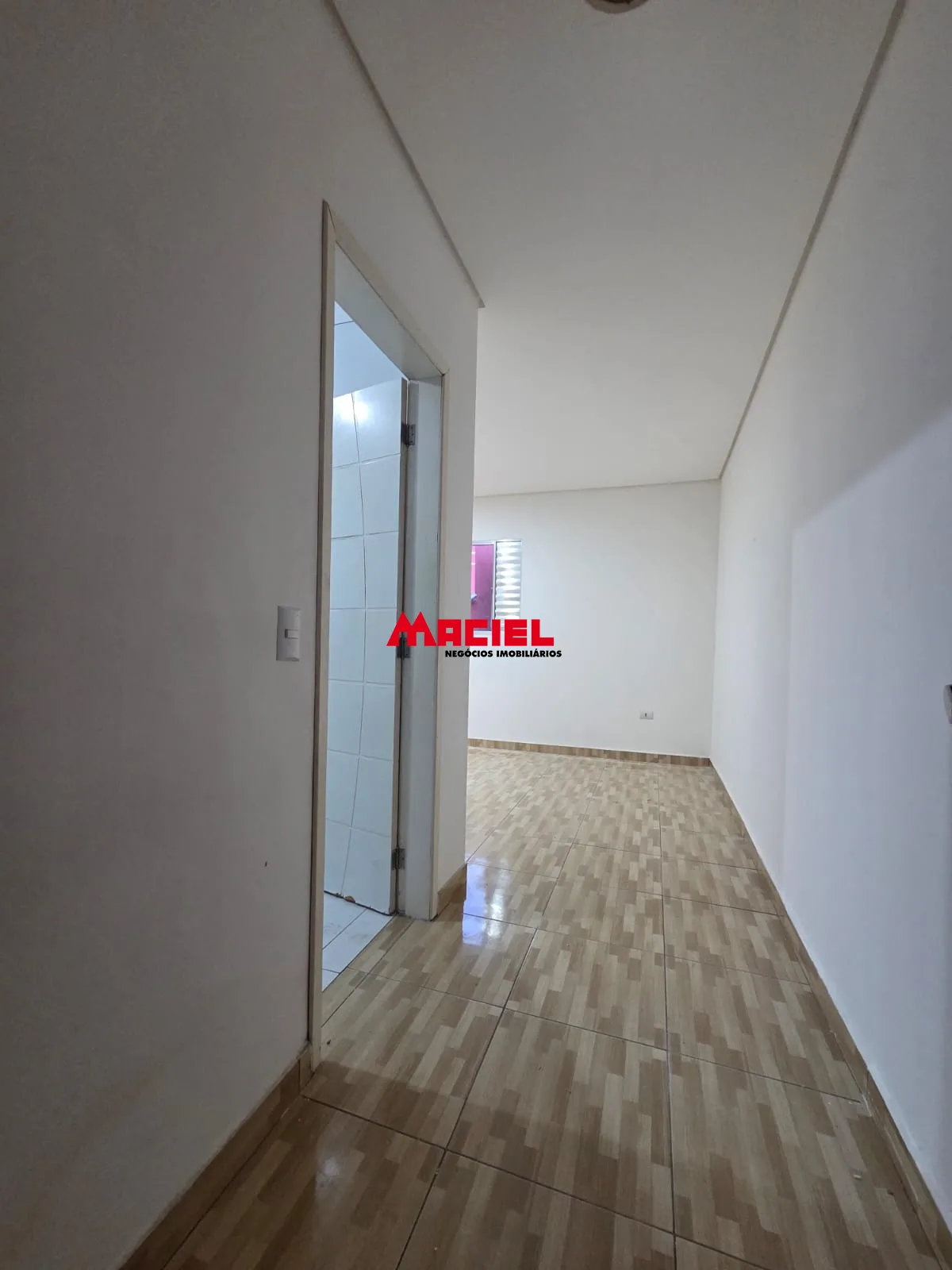 Alugar Casa / Padr&atilde;o em S&atilde;o Jos&eacute; dos Campos R$ 2.500,00 - Foto 10