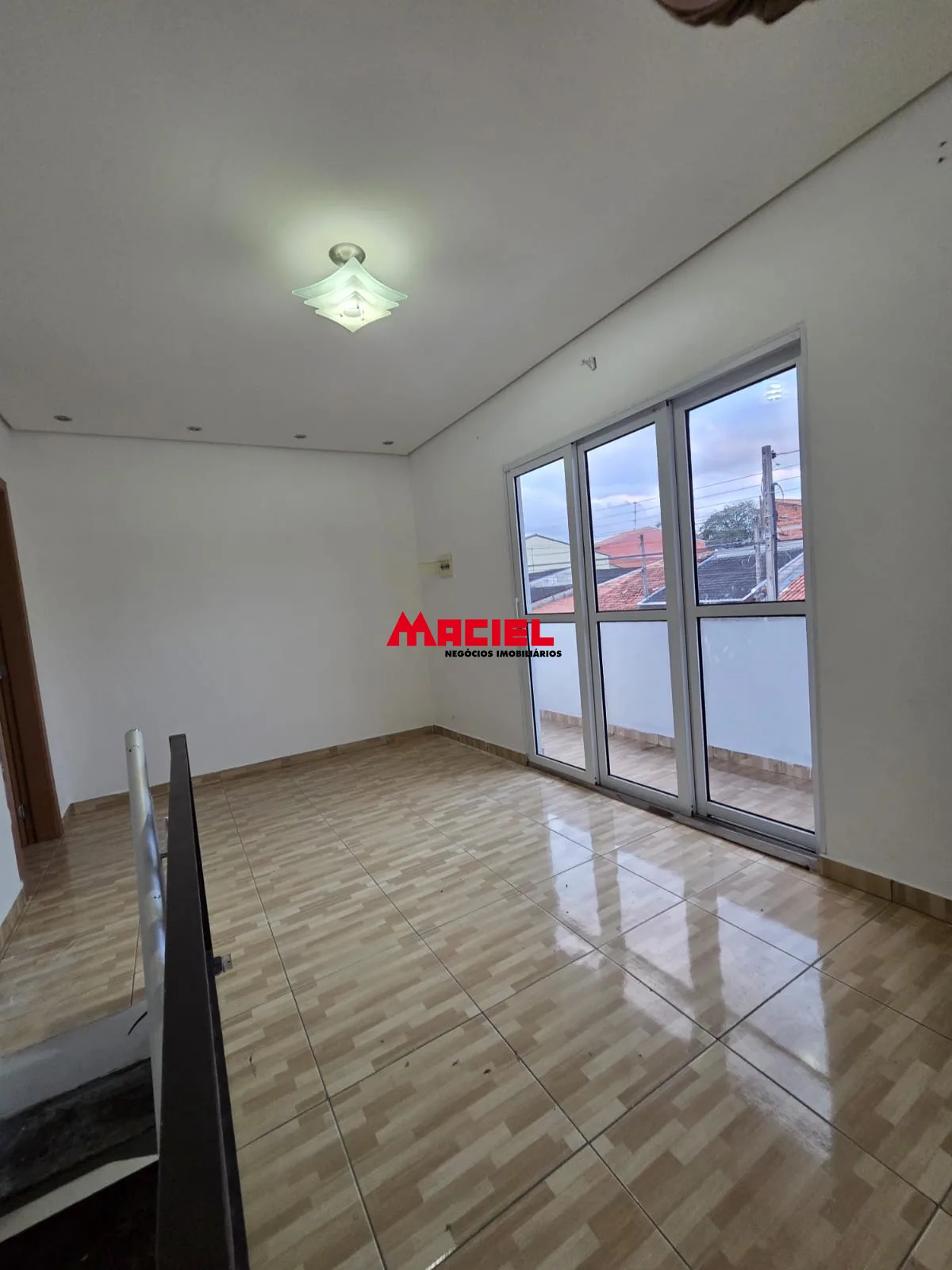Alugar Casa / Padr&atilde;o em S&atilde;o Jos&eacute; dos Campos R$ 2.500,00 - Foto 14