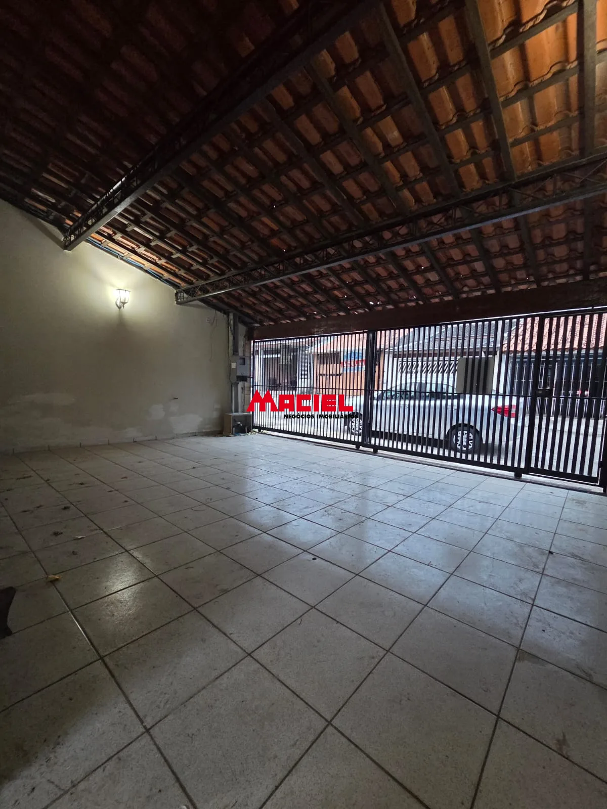Alugar Casa / Padr&atilde;o em S&atilde;o Jos&eacute; dos Campos R$ 2.500,00 - Foto 16