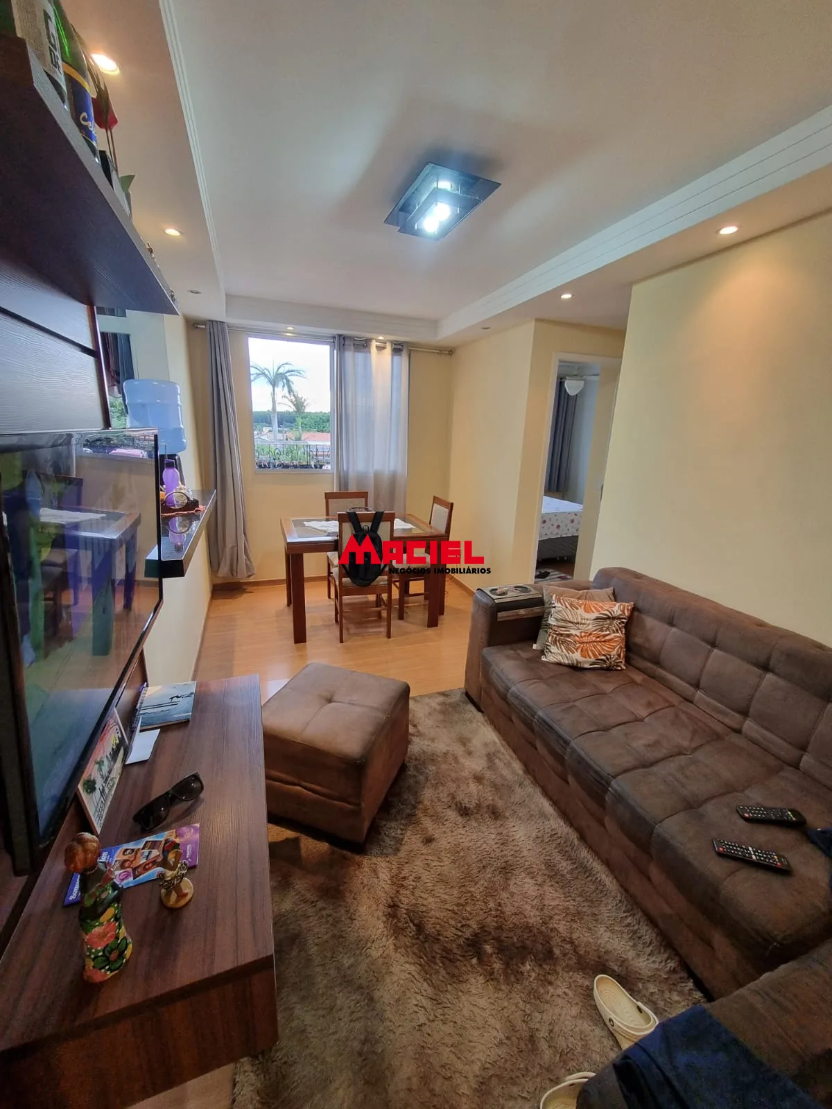 Comprar Apartamento / Padr&atilde;o em S&atilde;o Jos&eacute; dos Campos R$ 330.000,00 - Foto 2