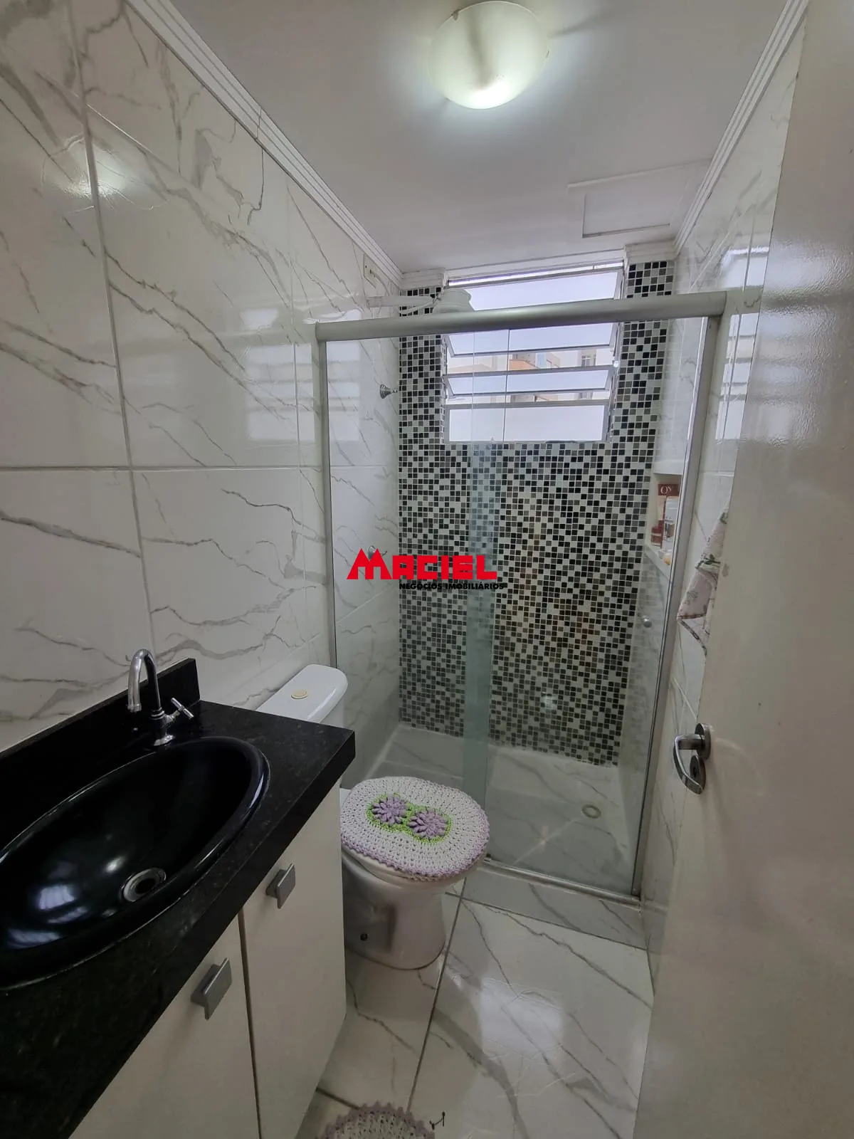 Comprar Apartamento / Padr&atilde;o em S&atilde;o Jos&eacute; dos Campos R$ 330.000,00 - Foto 9
