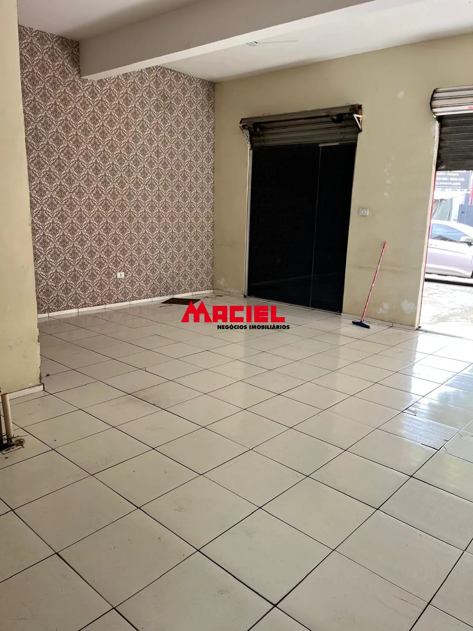 Alugar Comercial / Ponto Comercial em S&atilde;o Jos&eacute; dos Campos R$ 4.000,00 - Foto 4