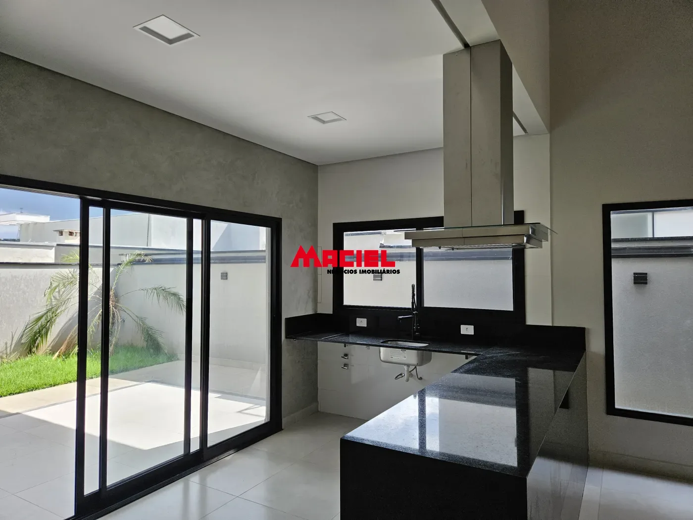 Comprar Casa / Condom&iacute;nio em Ca&ccedil;apava R$ 1.200.000,00 - Foto 3