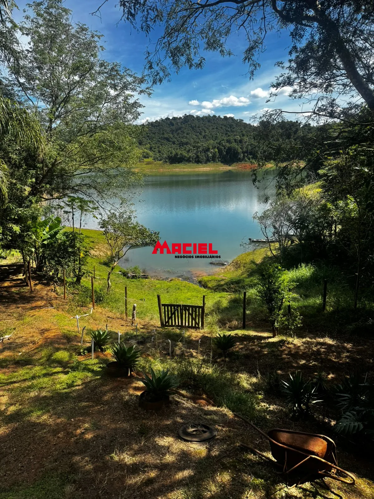 Comprar Rural / Fazenda, S&iacute;tio e Ch&aacute;cara em Santa Branca R$ 290.000,00 - Foto 19