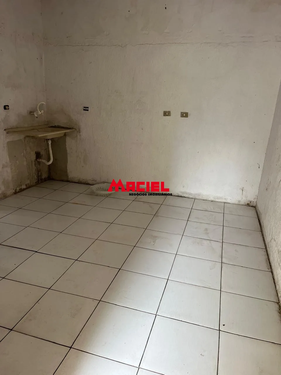 Alugar Casa / Padr&atilde;o em S&atilde;o Jos&eacute; dos Campos R$ 2.500,00 - Foto 3
