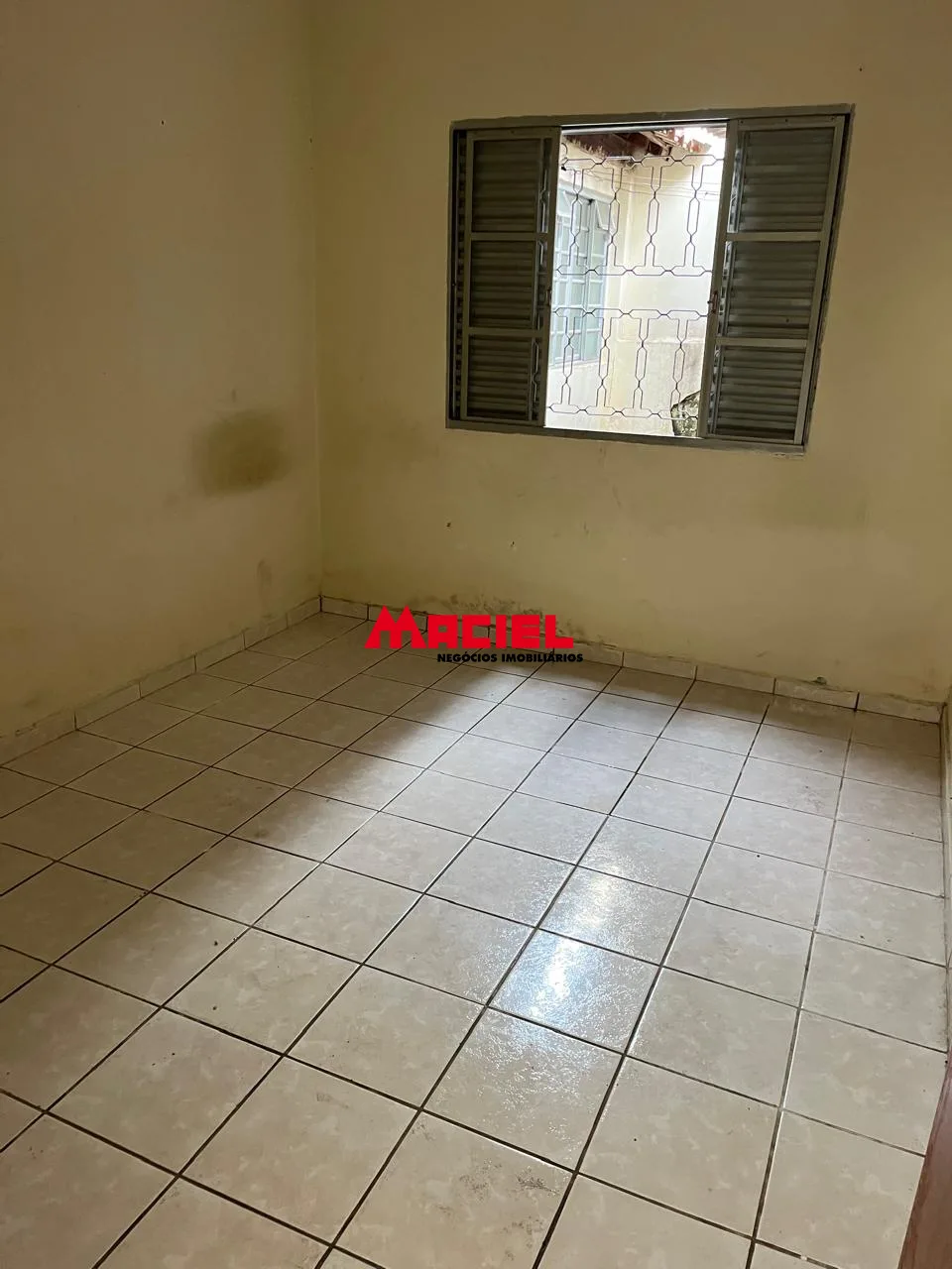 Alugar Casa / Padr&atilde;o em S&atilde;o Jos&eacute; dos Campos R$ 2.500,00 - Foto 4