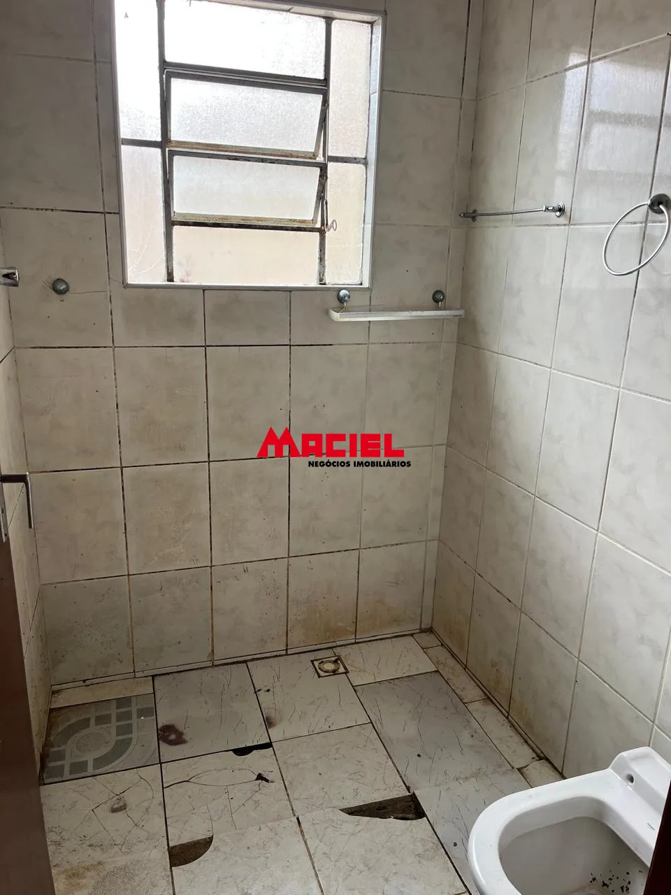Alugar Casa / Padr&atilde;o em S&atilde;o Jos&eacute; dos Campos R$ 2.500,00 - Foto 8