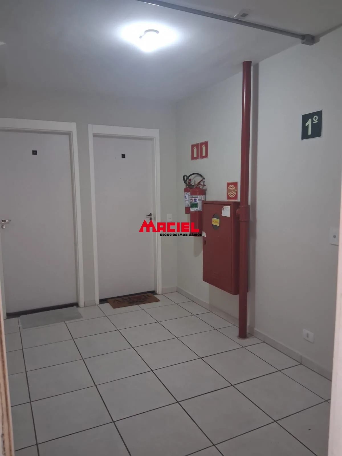 Alugar Apartamento / Padr&atilde;o em S&atilde;o Jos&eacute; dos Campos R$ 1.300,00 - Foto 15
