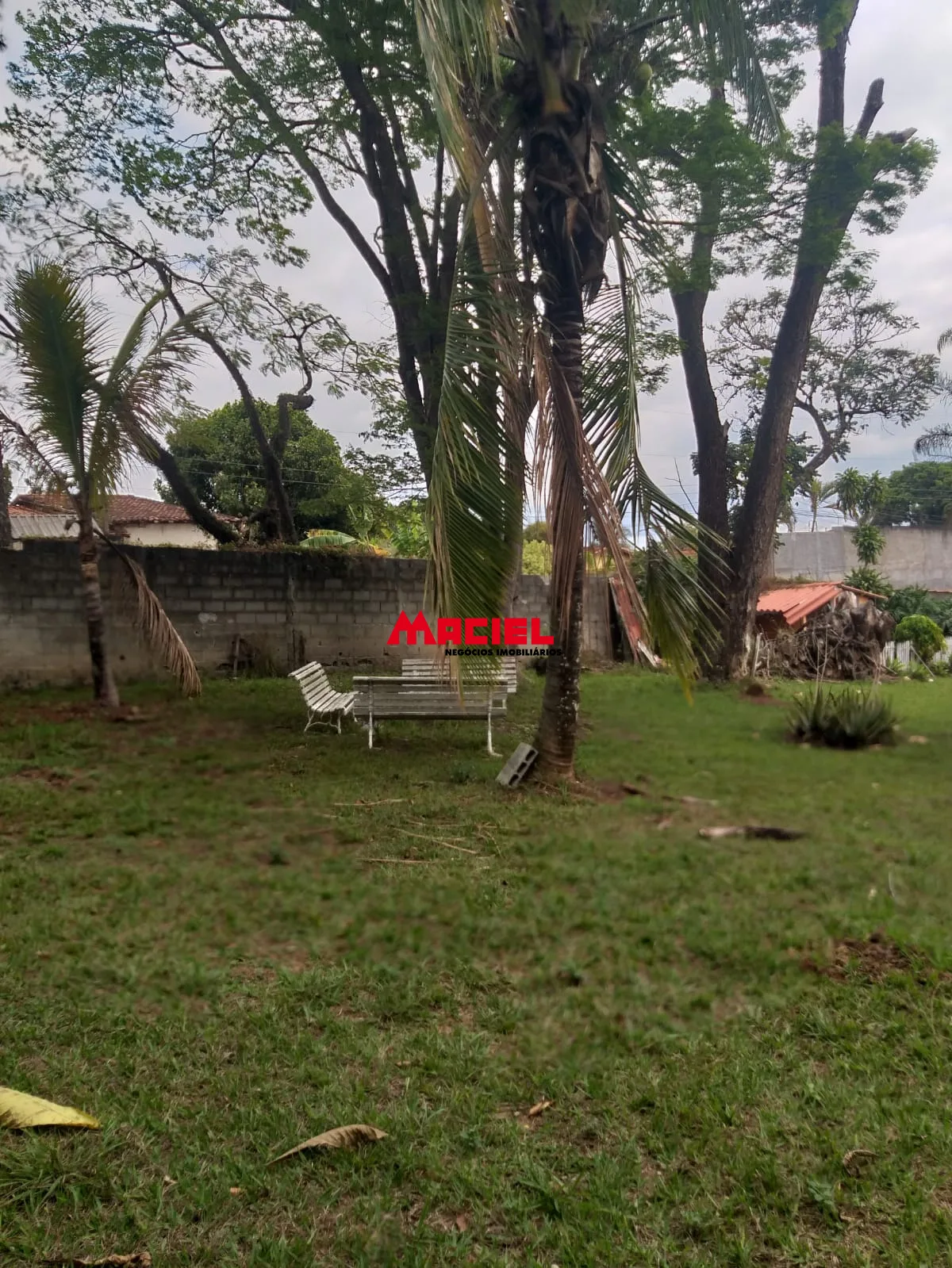 Comprar Casa / Padr&atilde;o em S&atilde;o Jos&eacute; dos Campos R$ 950.000,00 - Foto 2