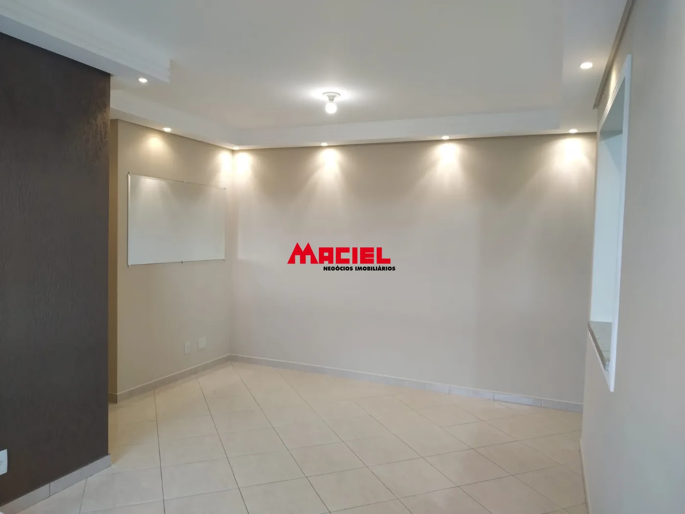 Comprar Apartamento / Padr&atilde;o em S&atilde;o Jos&eacute; dos Campos R$ 530.000,00 - Foto 2