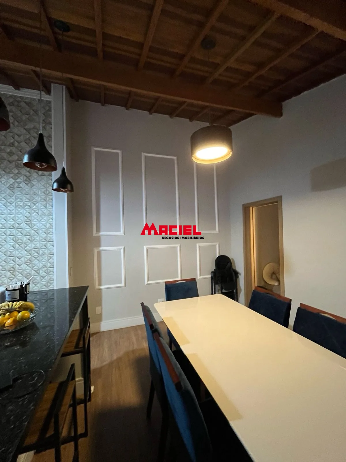 Comprar Casa / Padr&atilde;o em S&atilde;o Jos&eacute; dos Campos R$ 715.000,00 - Foto 1