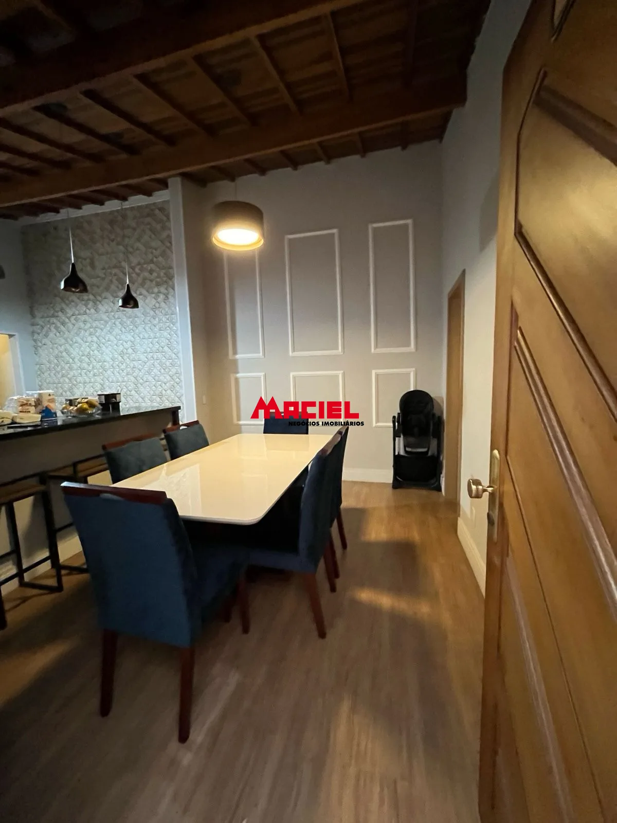 Comprar Casa / Padr&atilde;o em S&atilde;o Jos&eacute; dos Campos R$ 715.000,00 - Foto 3