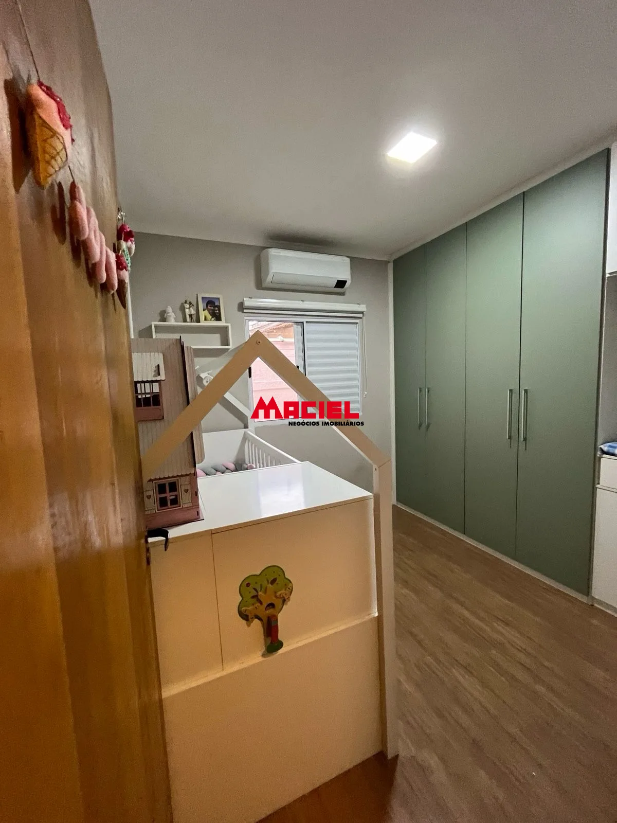 Comprar Casa / Padr&atilde;o em S&atilde;o Jos&eacute; dos Campos R$ 715.000,00 - Foto 6