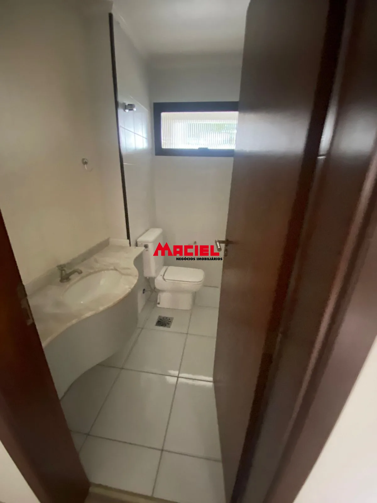 Alugar Apartamento / Padr&atilde;o em Jacare&iacute; R$ 4.600,00 - Foto 5