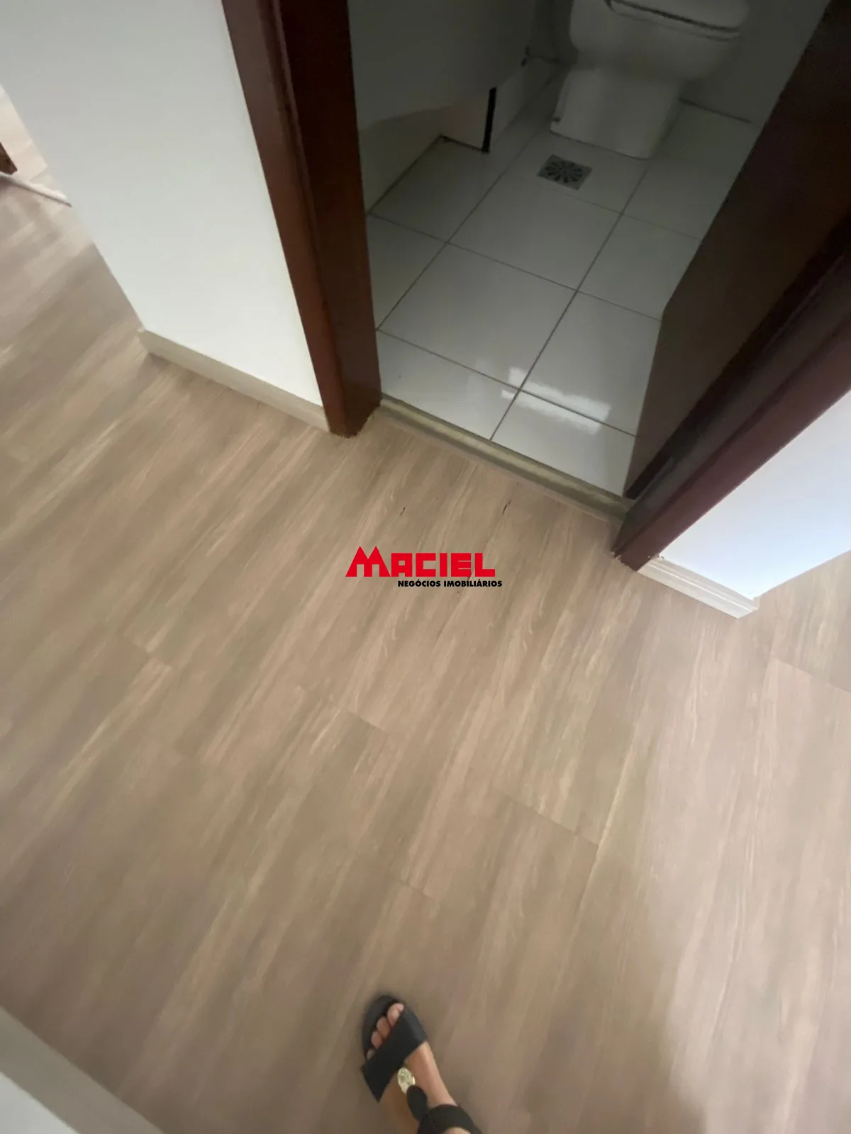 Alugar Apartamento / Padr&atilde;o em Jacare&iacute; R$ 4.600,00 - Foto 18