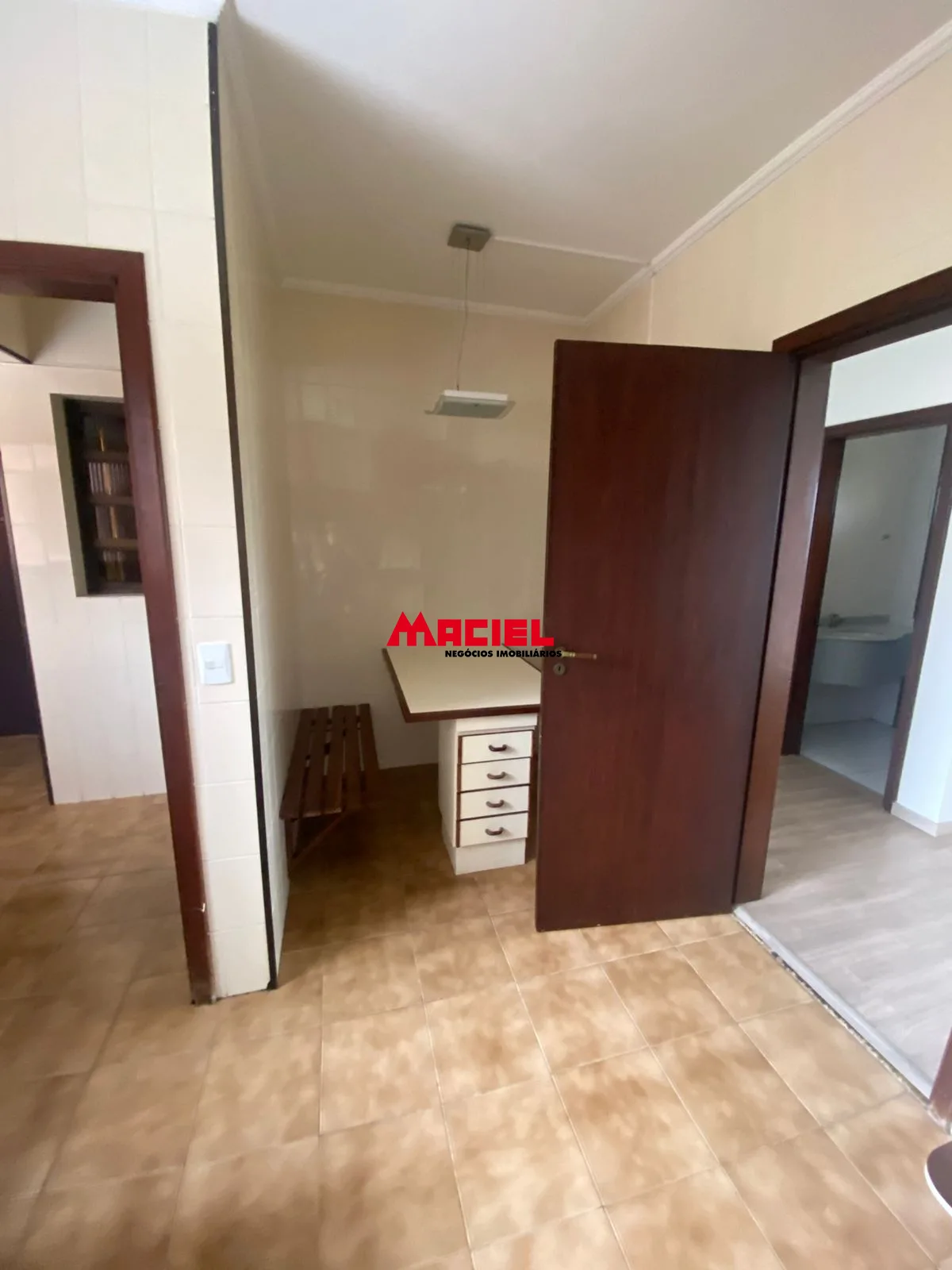 Alugar Apartamento / Padr&atilde;o em Jacare&iacute; R$ 4.600,00 - Foto 24
