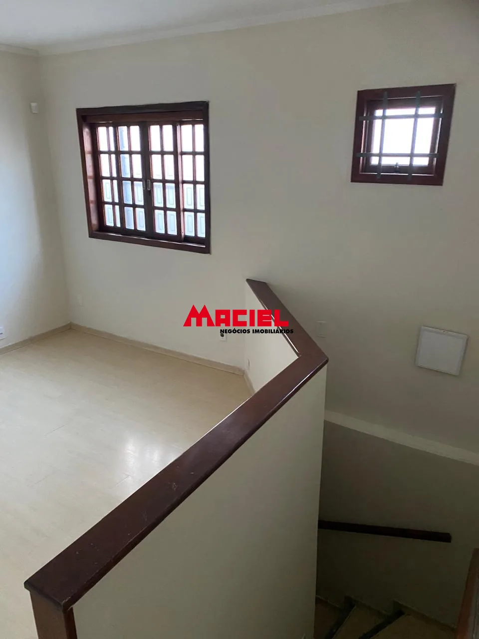Alugar Casa / Sobrado em Jacare&iacute; R$ 2.900,00 - Foto 12
