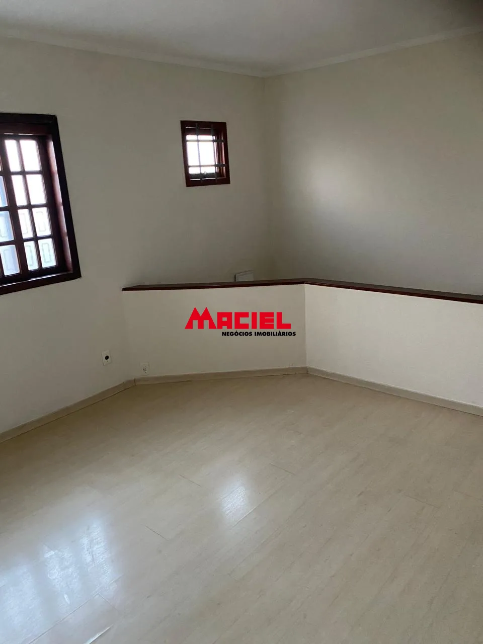 Alugar Casa / Sobrado em Jacare&iacute; R$ 2.900,00 - Foto 13