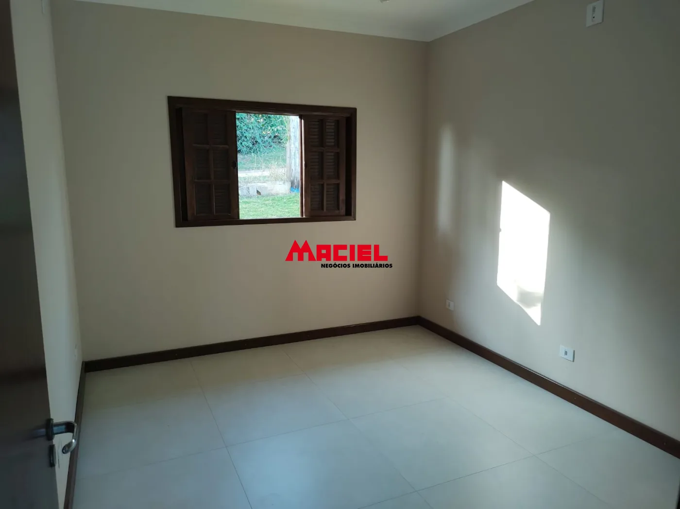 Comprar Rural / Ch&aacute;cara em Ca&ccedil;apava R$ 670.000,00 - Foto 6