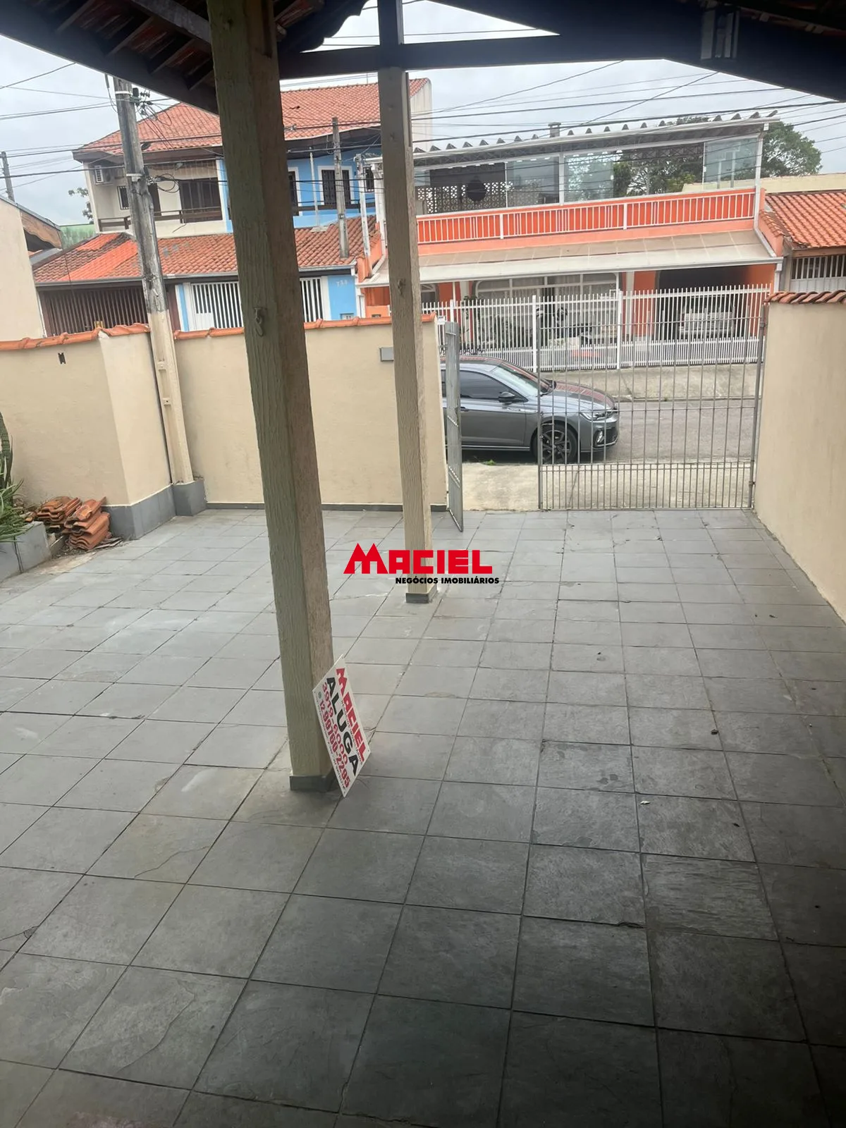 Alugar Casa / Padr&atilde;o em S&atilde;o Jos&eacute; dos Campos R$ 3.000,00 - Foto 3