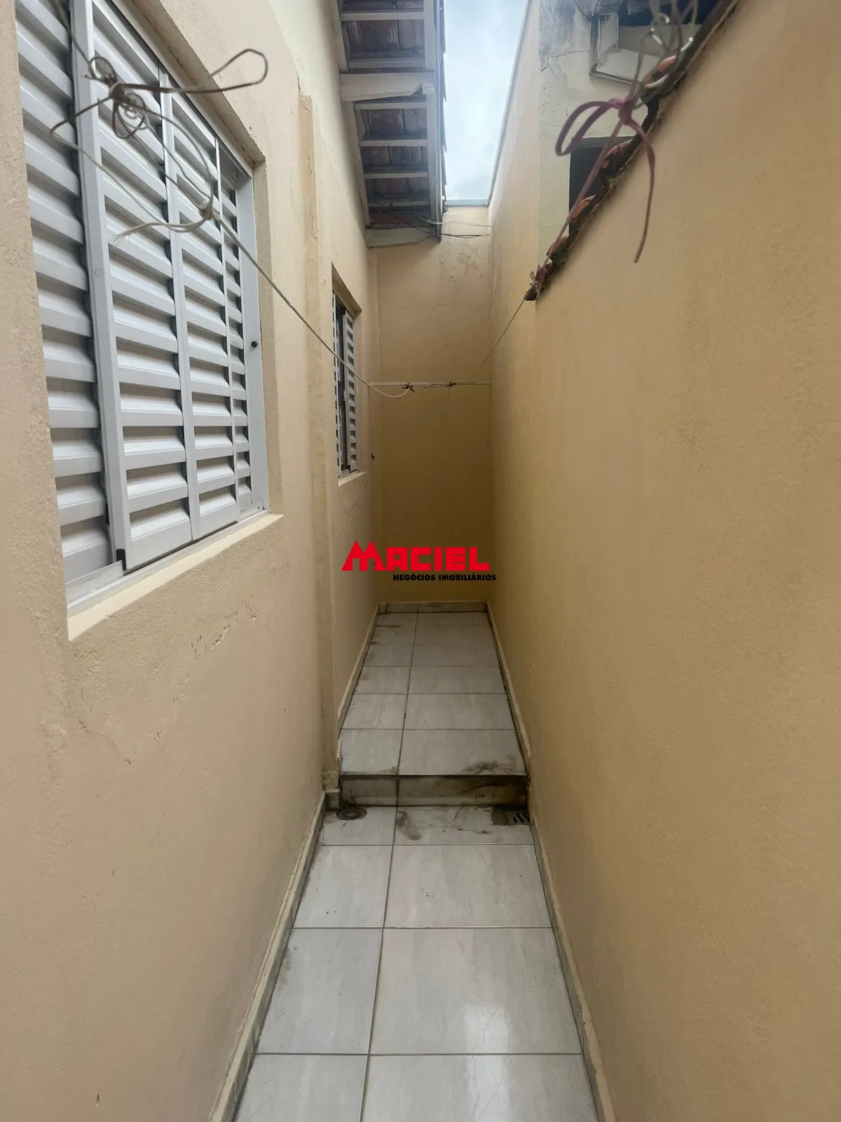 Alugar Casa / Padr&atilde;o em S&atilde;o Jos&eacute; dos Campos R$ 3.000,00 - Foto 10