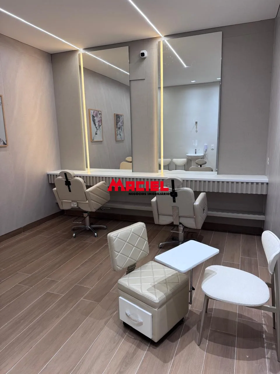 Comprar Apartamento / Padr&atilde;o em Jacare&iacute; R$ 1.050.000,00 - Foto 2