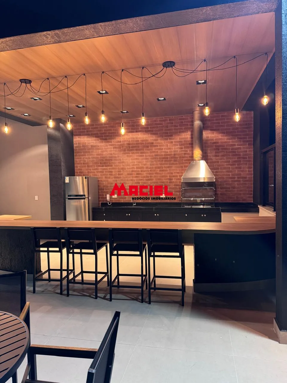 Comprar Apartamento / Padr&atilde;o em Jacare&iacute; R$ 1.050.000,00 - Foto 5