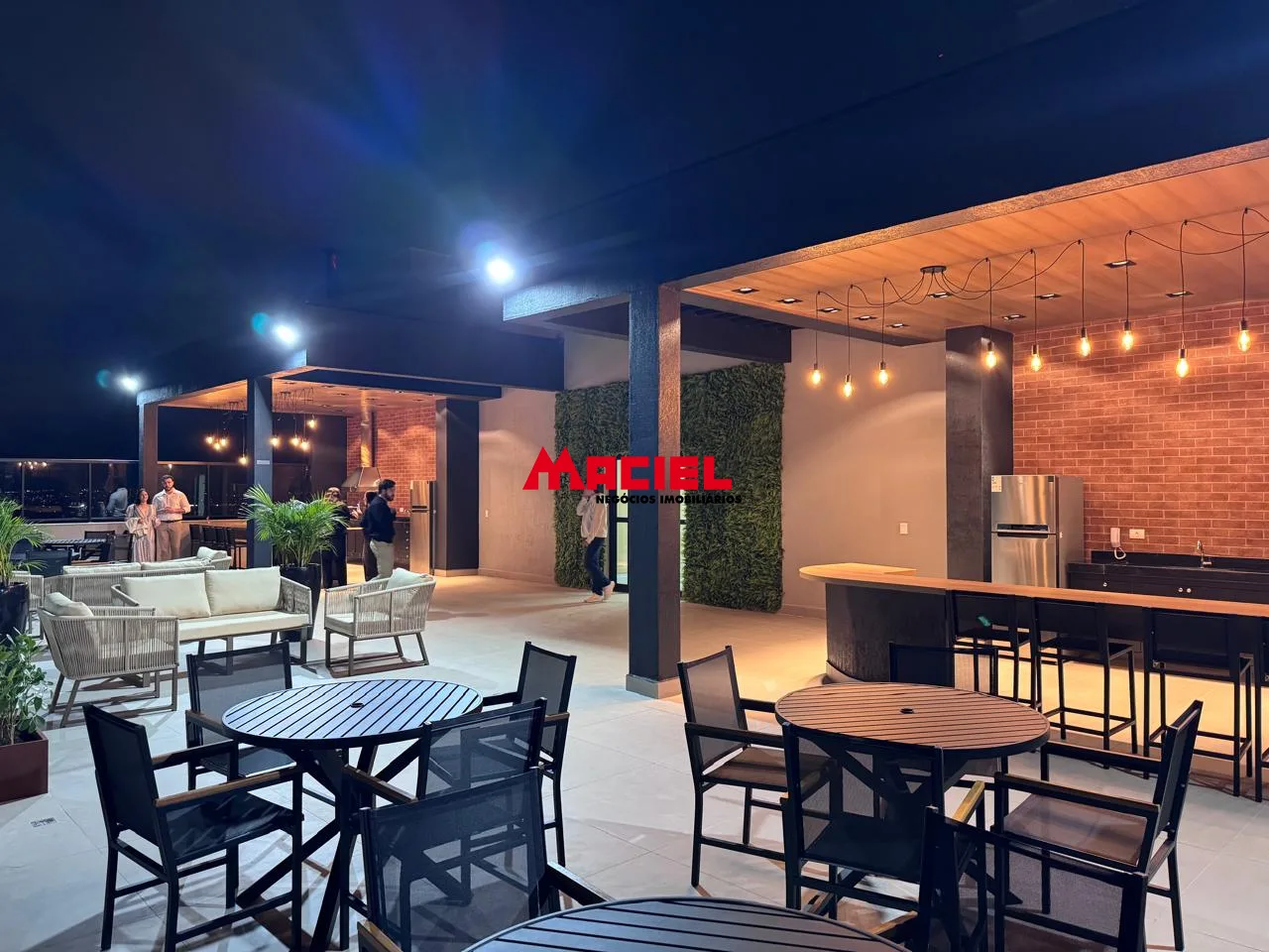 Comprar Apartamento / Padr&atilde;o em Jacare&iacute; R$ 1.050.000,00 - Foto 9