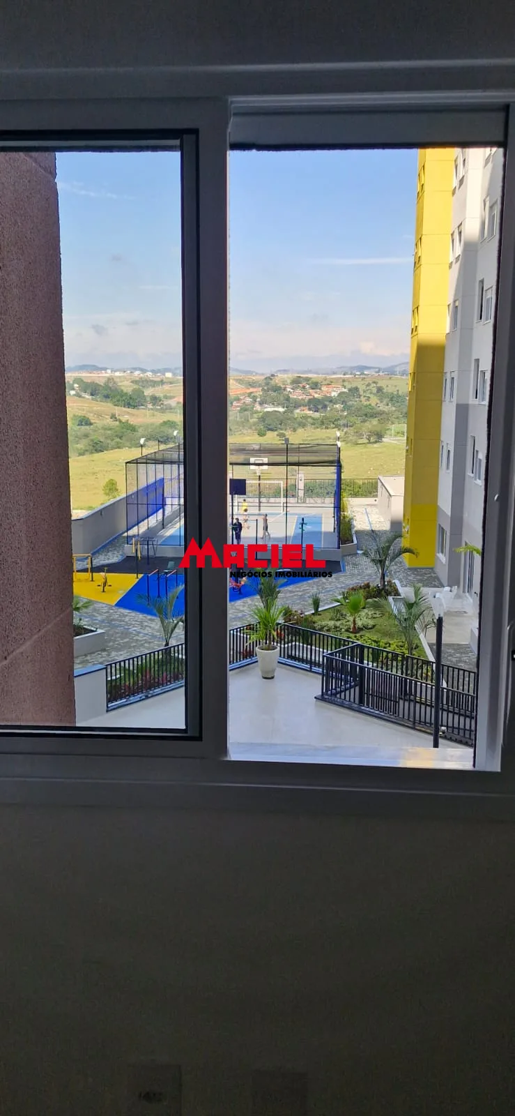 Alugar Apartamento / Padr&atilde;o em S&atilde;o Jos&eacute; dos Campos R$ 2.400,00 - Foto 5