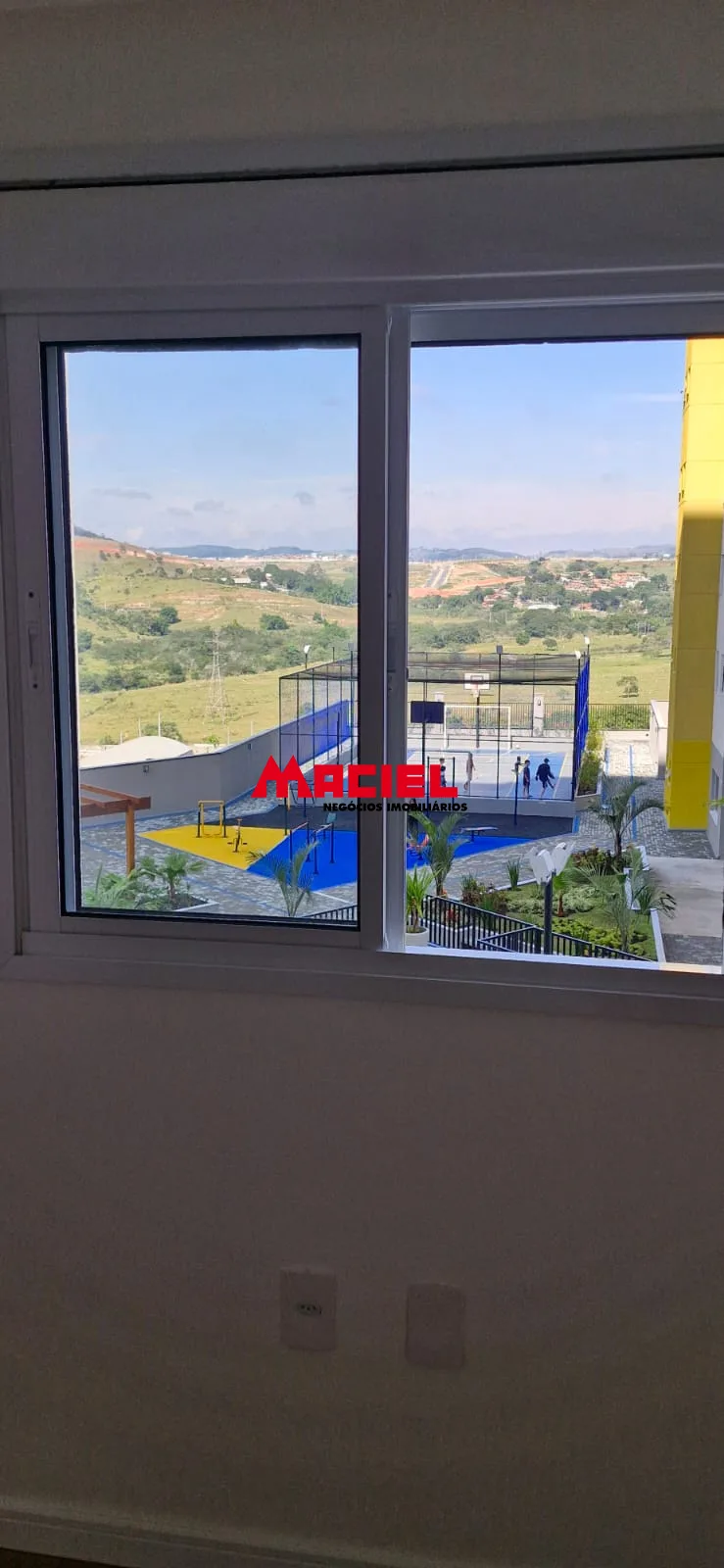 Alugar Apartamento / Padr&atilde;o em S&atilde;o Jos&eacute; dos Campos R$ 2.400,00 - Foto 10