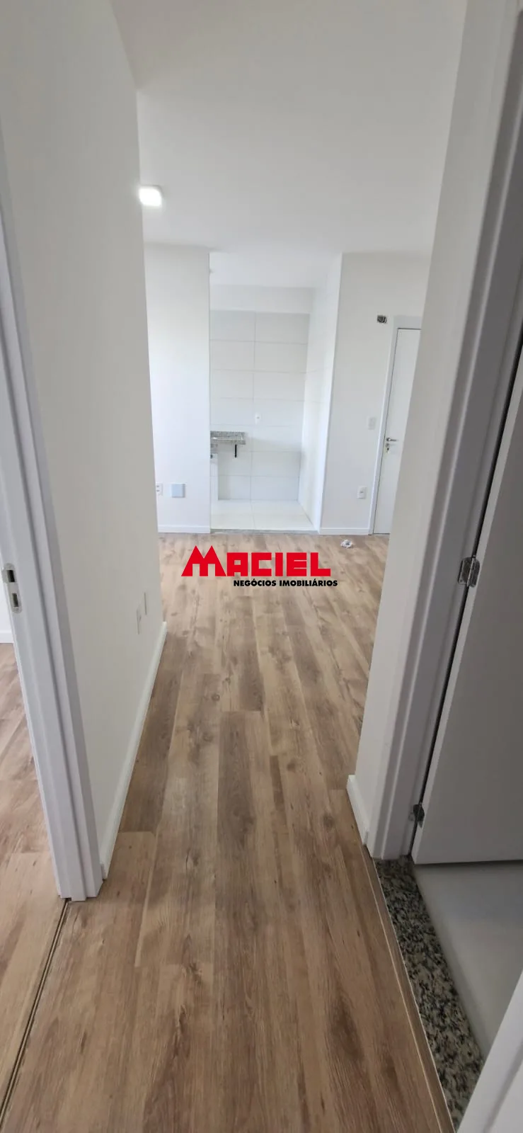 Alugar Apartamento / Padr&atilde;o em S&atilde;o Jos&eacute; dos Campos R$ 2.400,00 - Foto 17