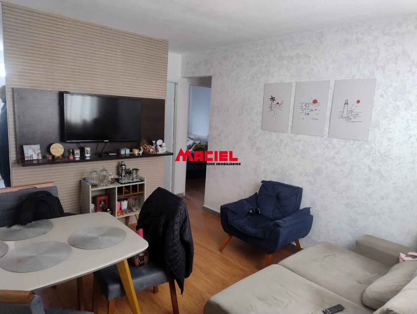 Comprar Apartamento / Padr&atilde;o em S&atilde;o Jos&eacute; dos Campos R$ 375.000,00 - Foto 1