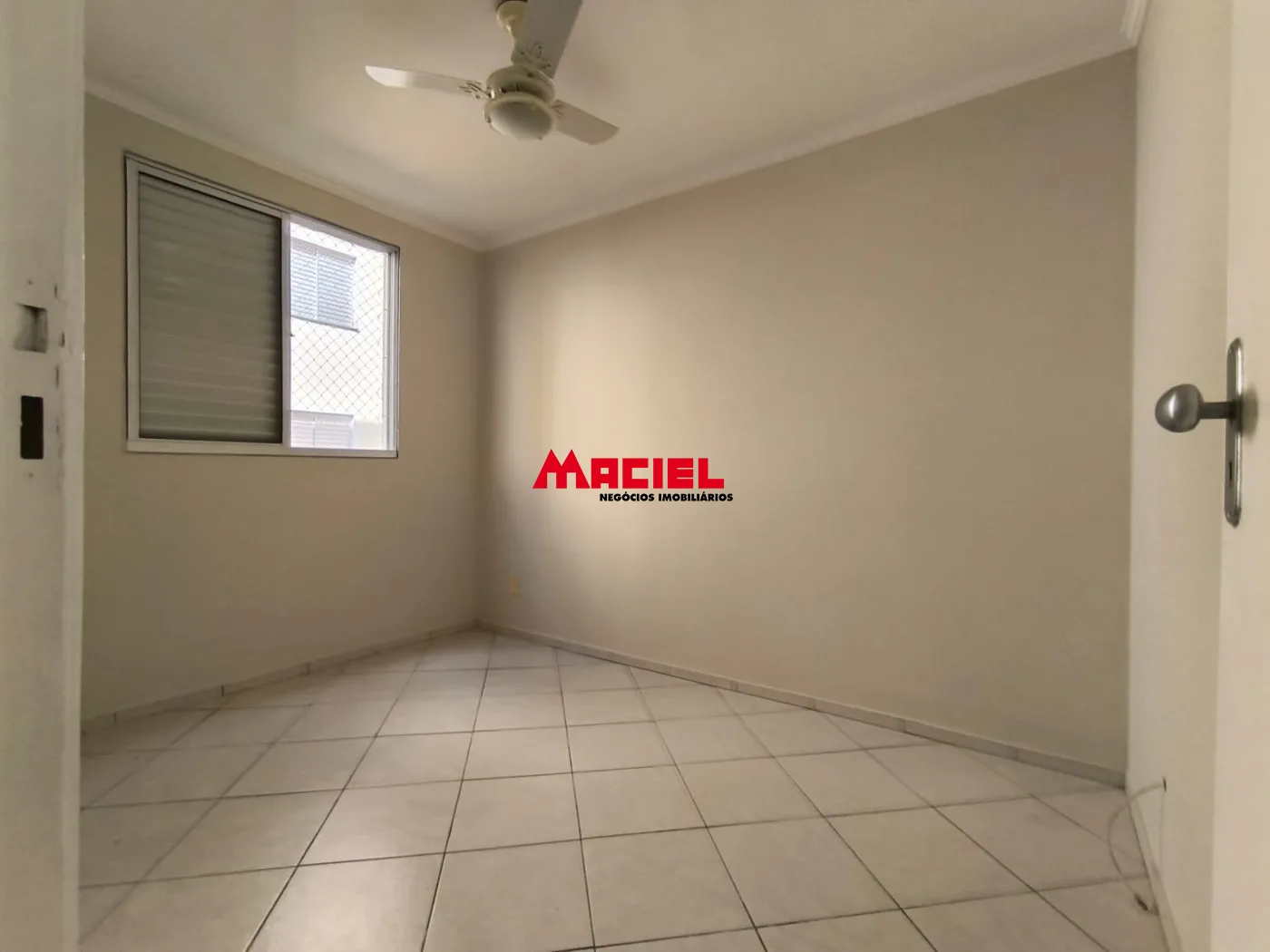 Comprar Apartamento / Padr&atilde;o em S&atilde;o Jos&eacute; dos Campos R$ 360.000,00 - Foto 5