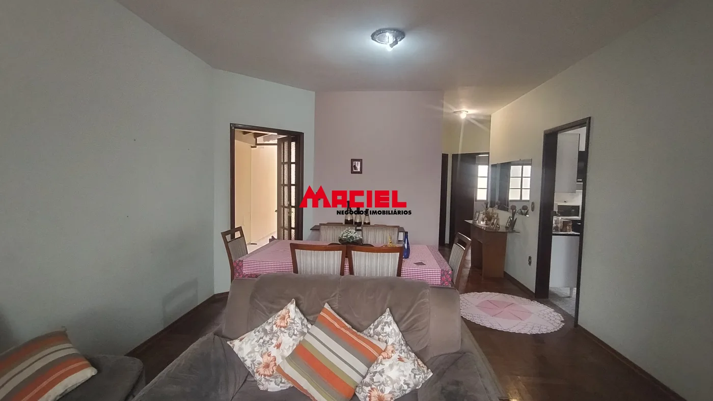 Comprar Casa / Padr&atilde;o em Ca&ccedil;apava R$ 560.000,00 - Foto 7