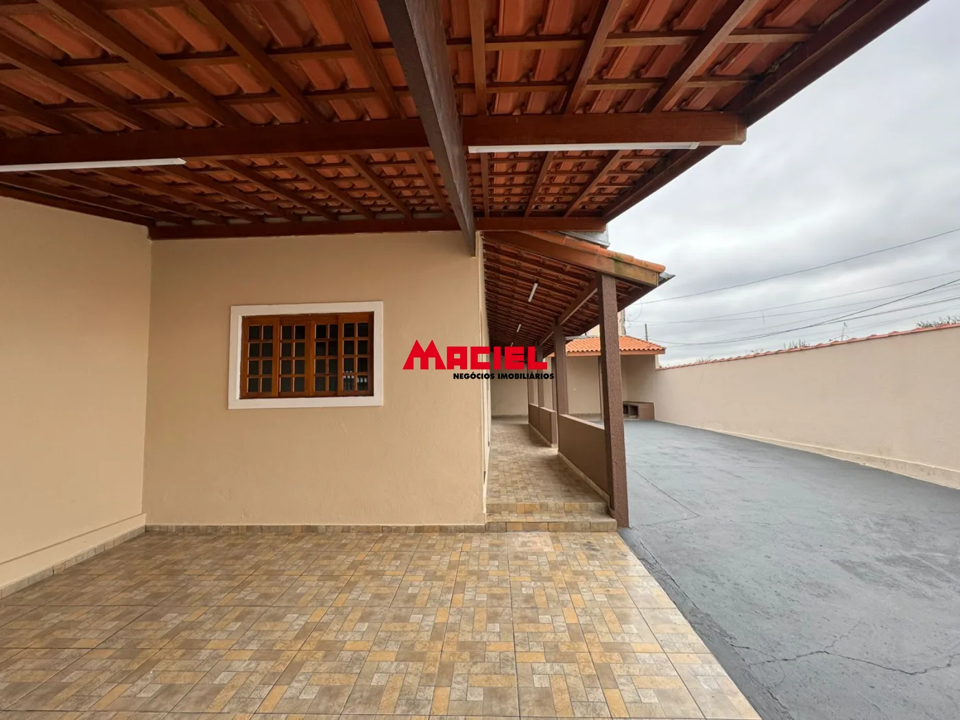 Comprar Casa / Padr&atilde;o em S&atilde;o Jos&eacute; dos Campos R$ 375.000,00 - Foto 1