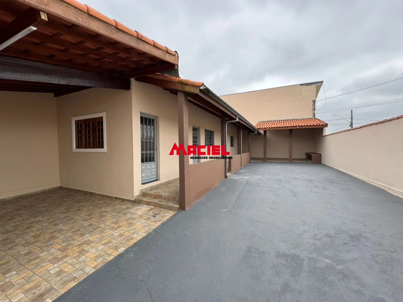Comprar Casa / Padr&atilde;o em S&atilde;o Jos&eacute; dos Campos R$ 375.000,00 - Foto 3