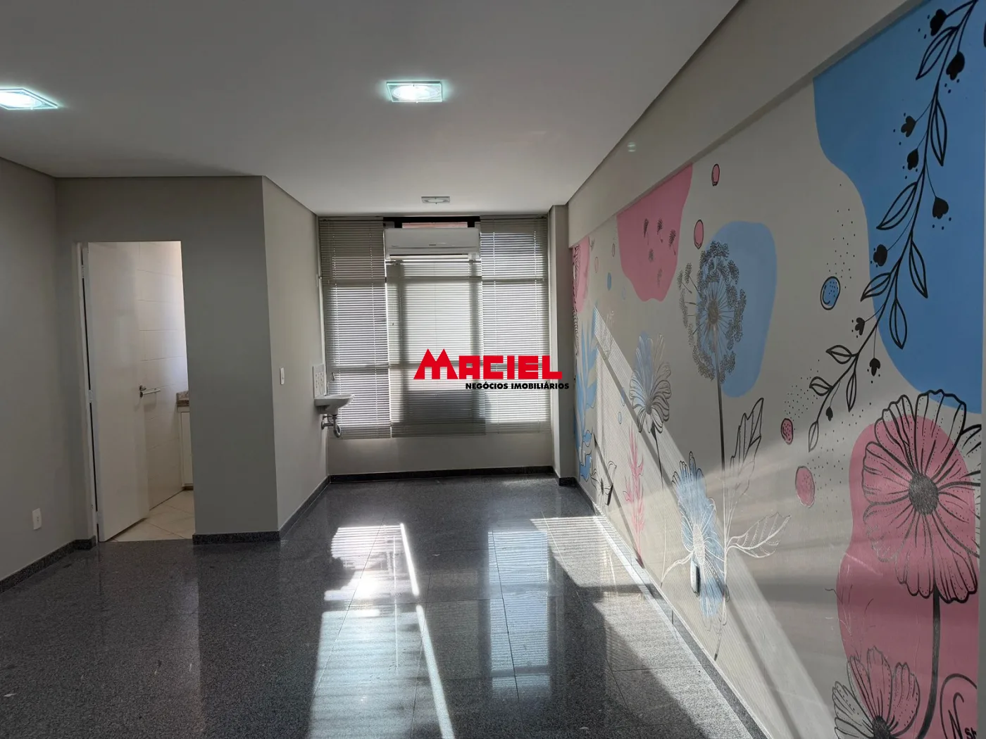 Comprar Comercial / Sala em Edif&iacute;cioCondom&iacute;nio em S&atilde;o Jos&eacute; dos Campos R$ 265.000,00 - Foto 1