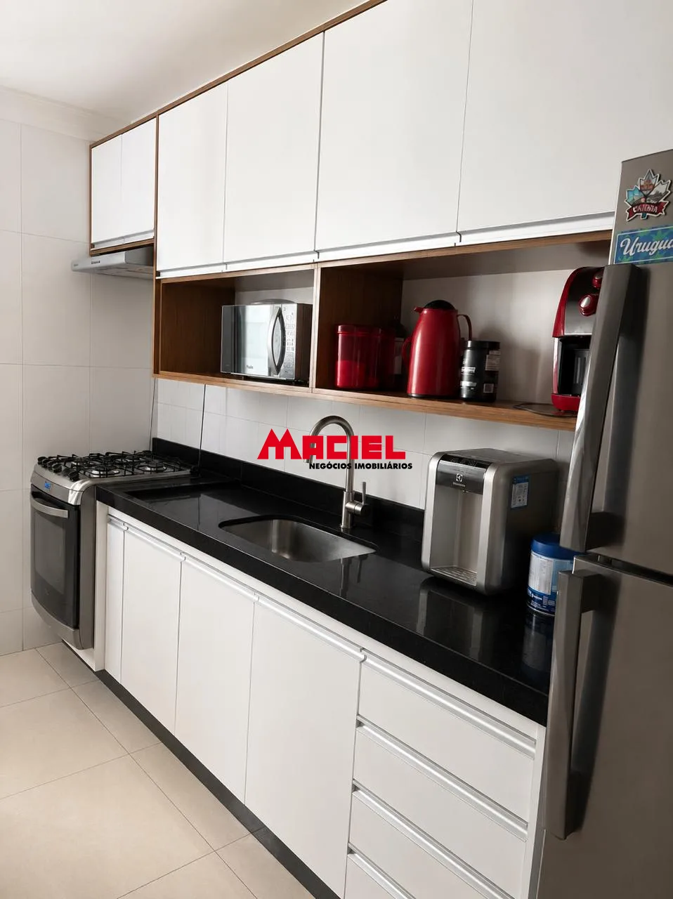 Alugar Apartamento / Padr&atilde;o em S&atilde;o Jos&eacute; dos Campos R$ 3.900,00 - Foto 2