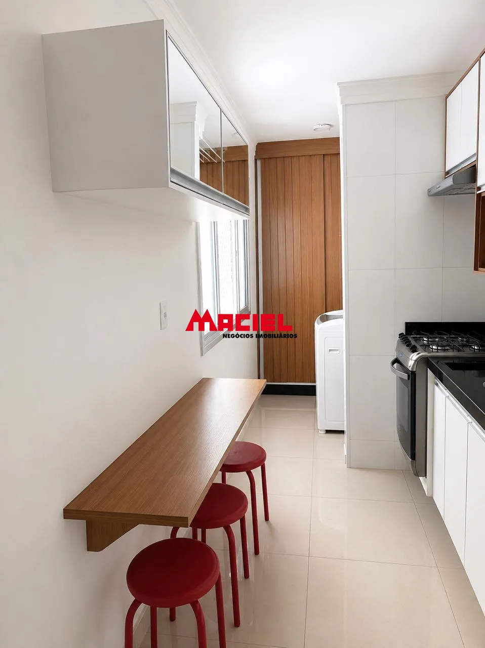 Alugar Apartamento / Padr&atilde;o em S&atilde;o Jos&eacute; dos Campos R$ 3.900,00 - Foto 9