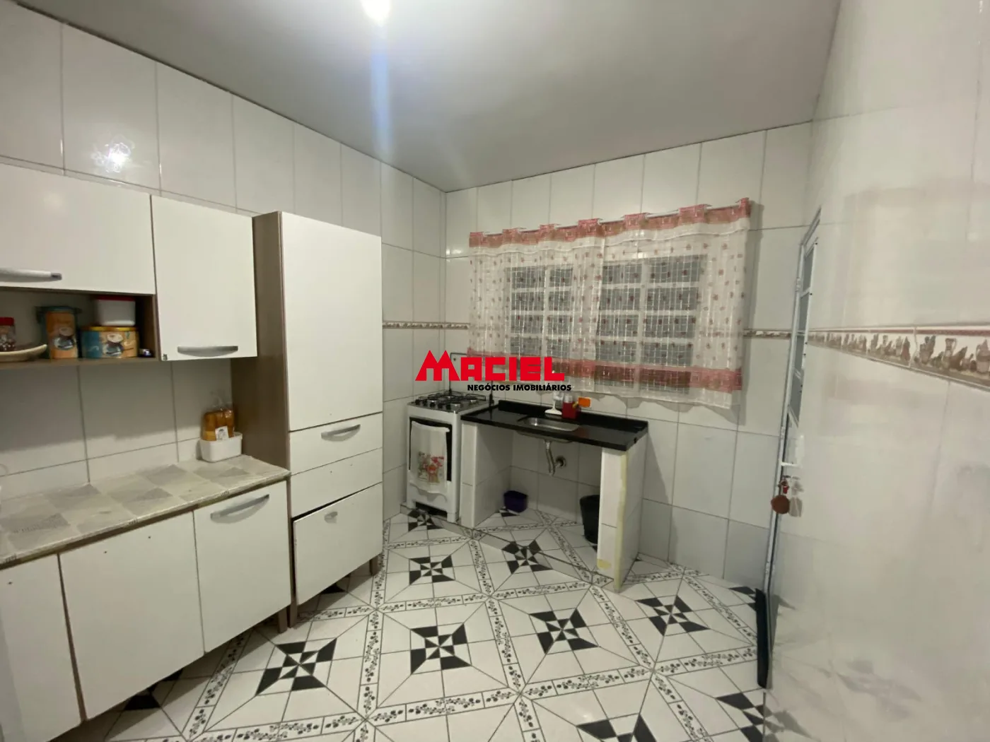 Comprar Casa / Padr&atilde;o em S&atilde;o Jos&eacute; dos Campos R$ 580.000,00 - Foto 4