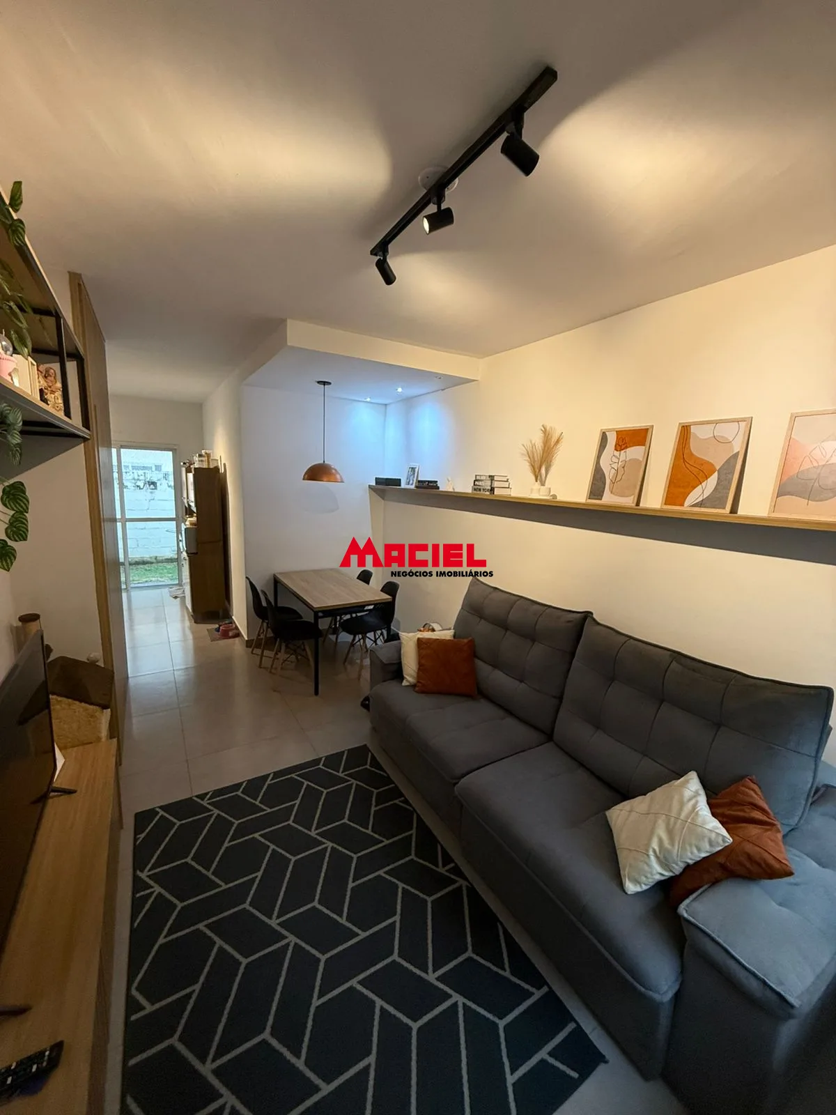 Comprar Casa / Condom&iacute;nio em Ca&ccedil;apava R$ 295.000,00 - Foto 1
