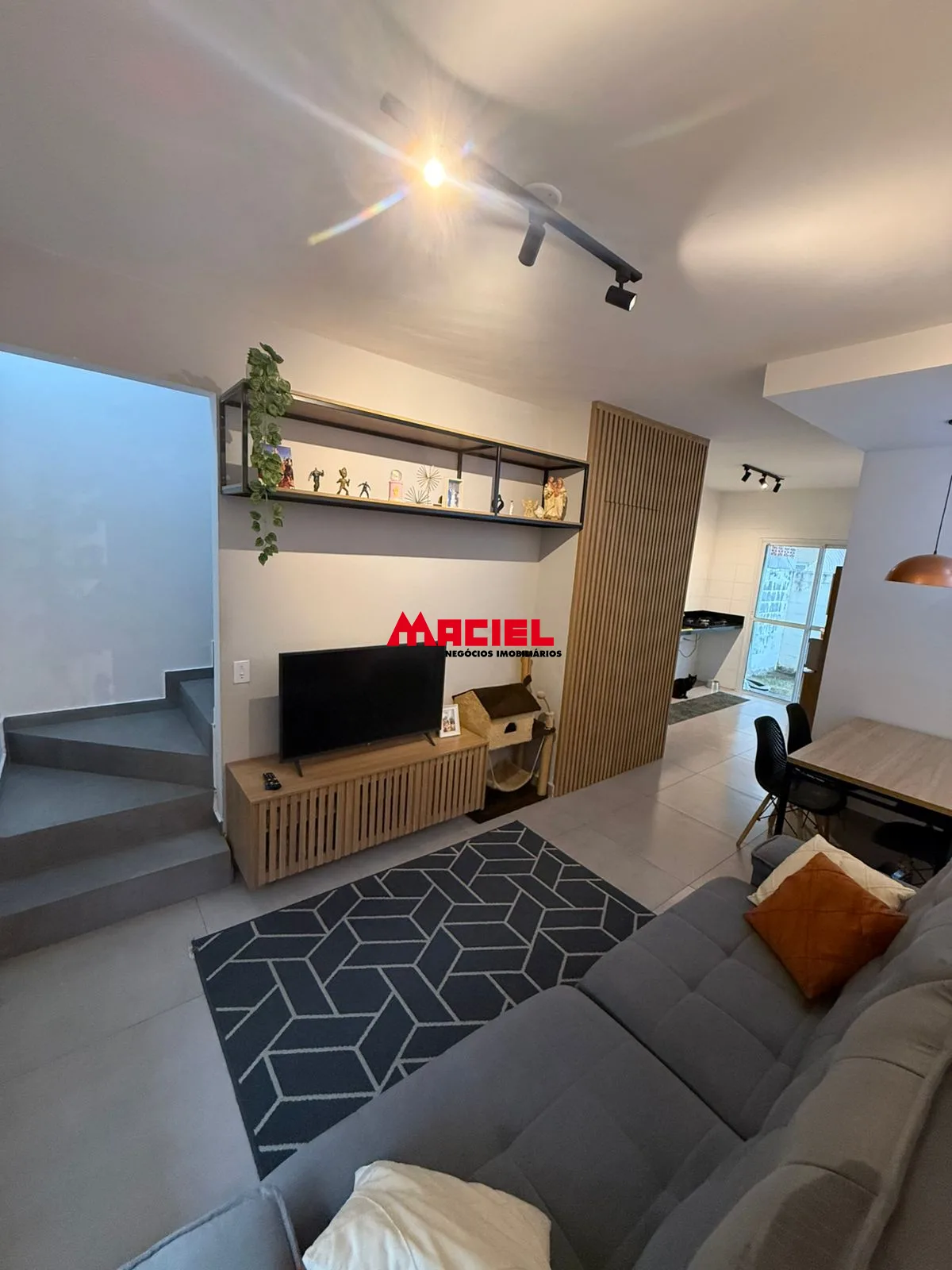 Comprar Casa / Condom&iacute;nio em Ca&ccedil;apava R$ 295.000,00 - Foto 2
